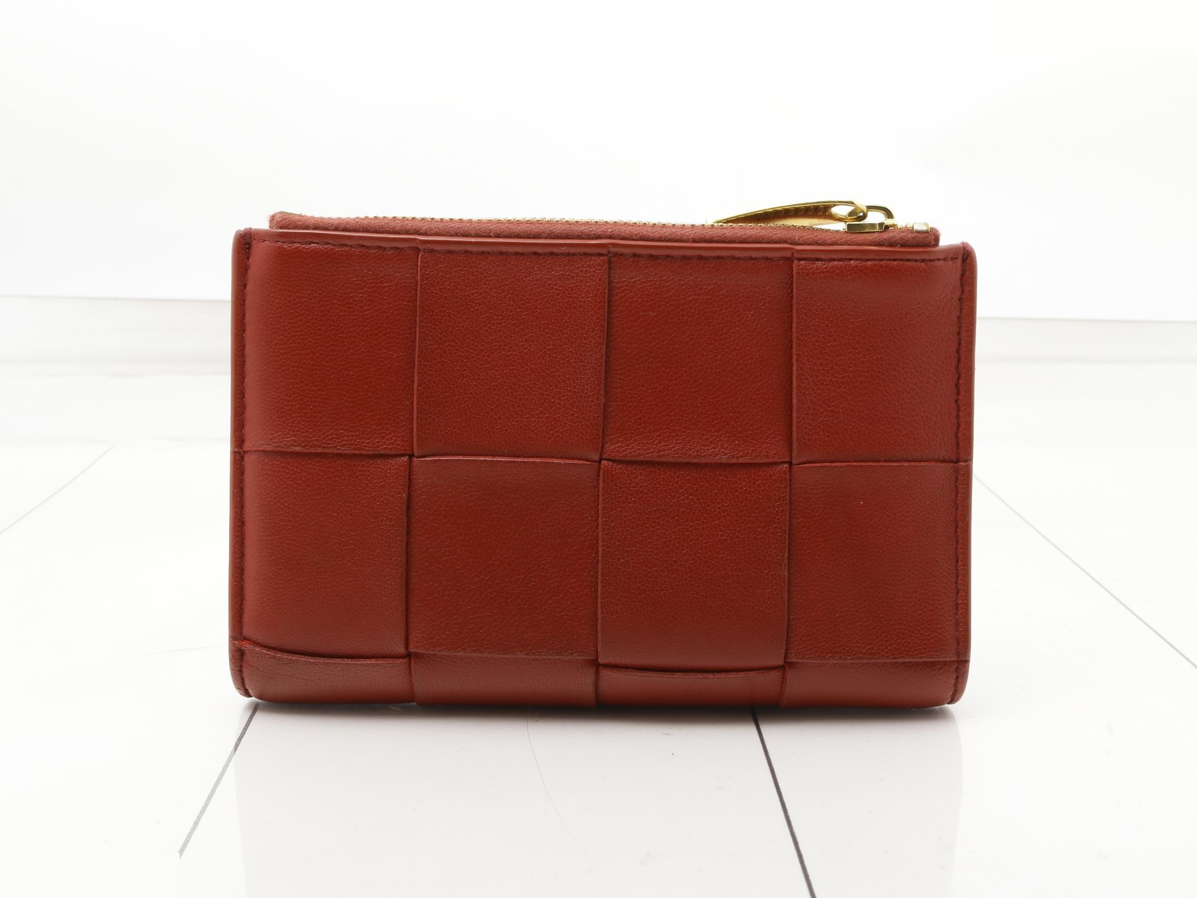Maxi Intrecciato Bi-fold Wallet — view 2