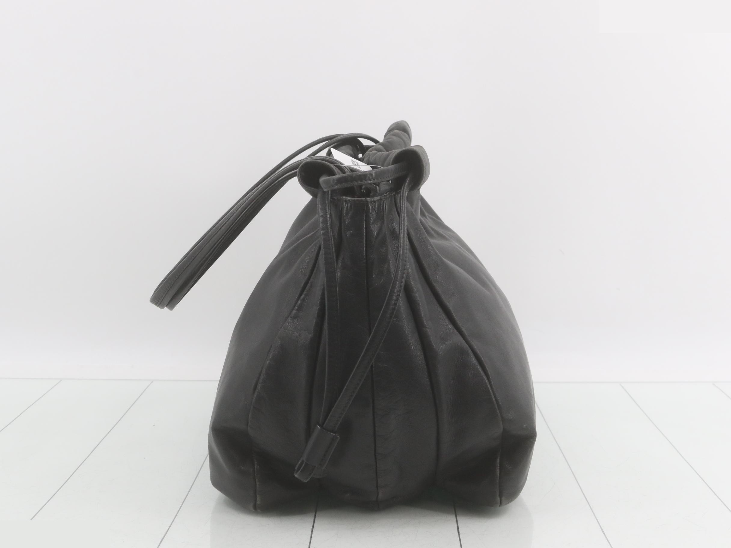 Other lines: Leather bags and shoulder bags — view 4
