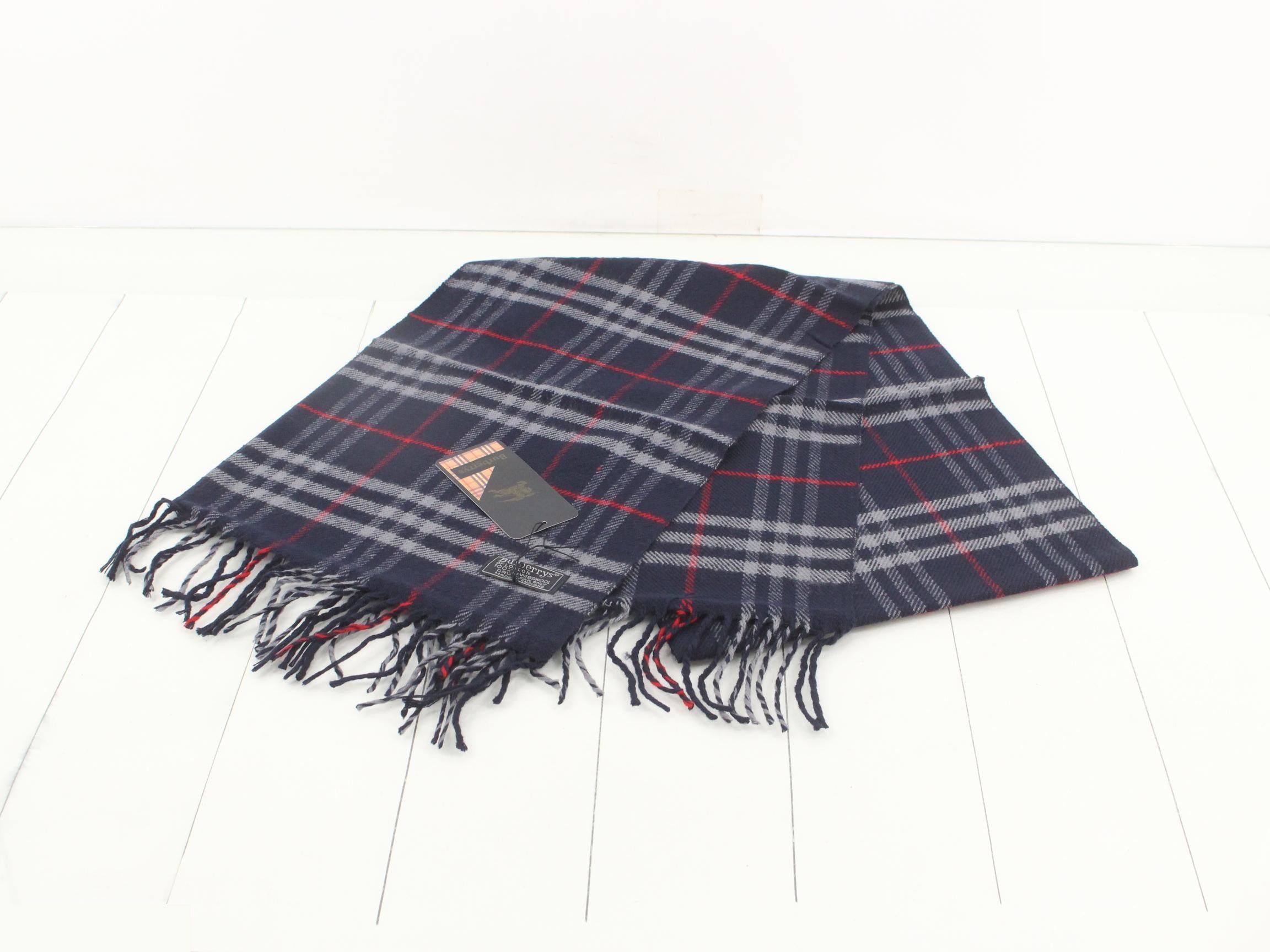 Nova Check Scarf - Navy — view 2