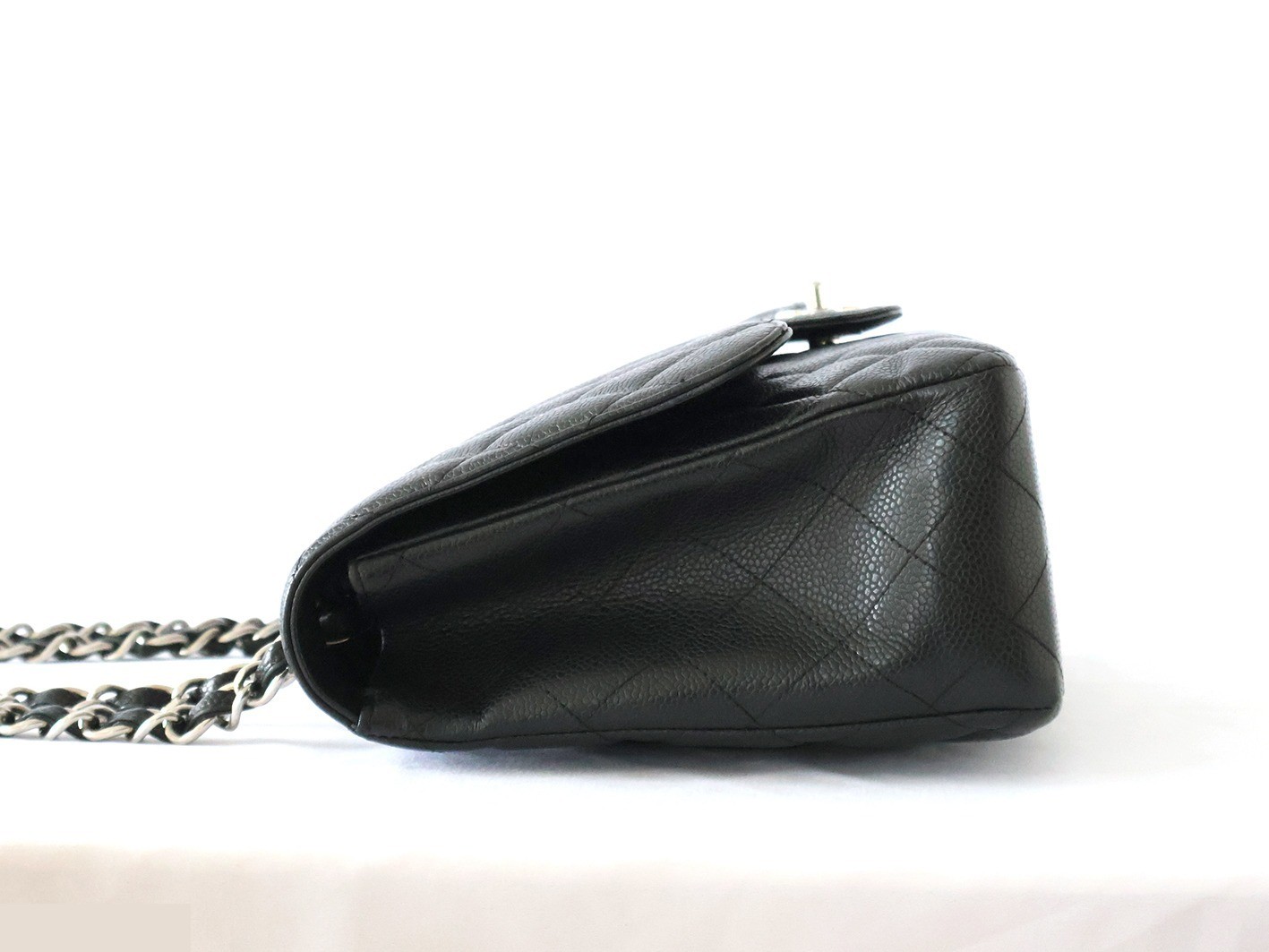 Caviar leather large matelassé double chain shoulder bag, black — view 6