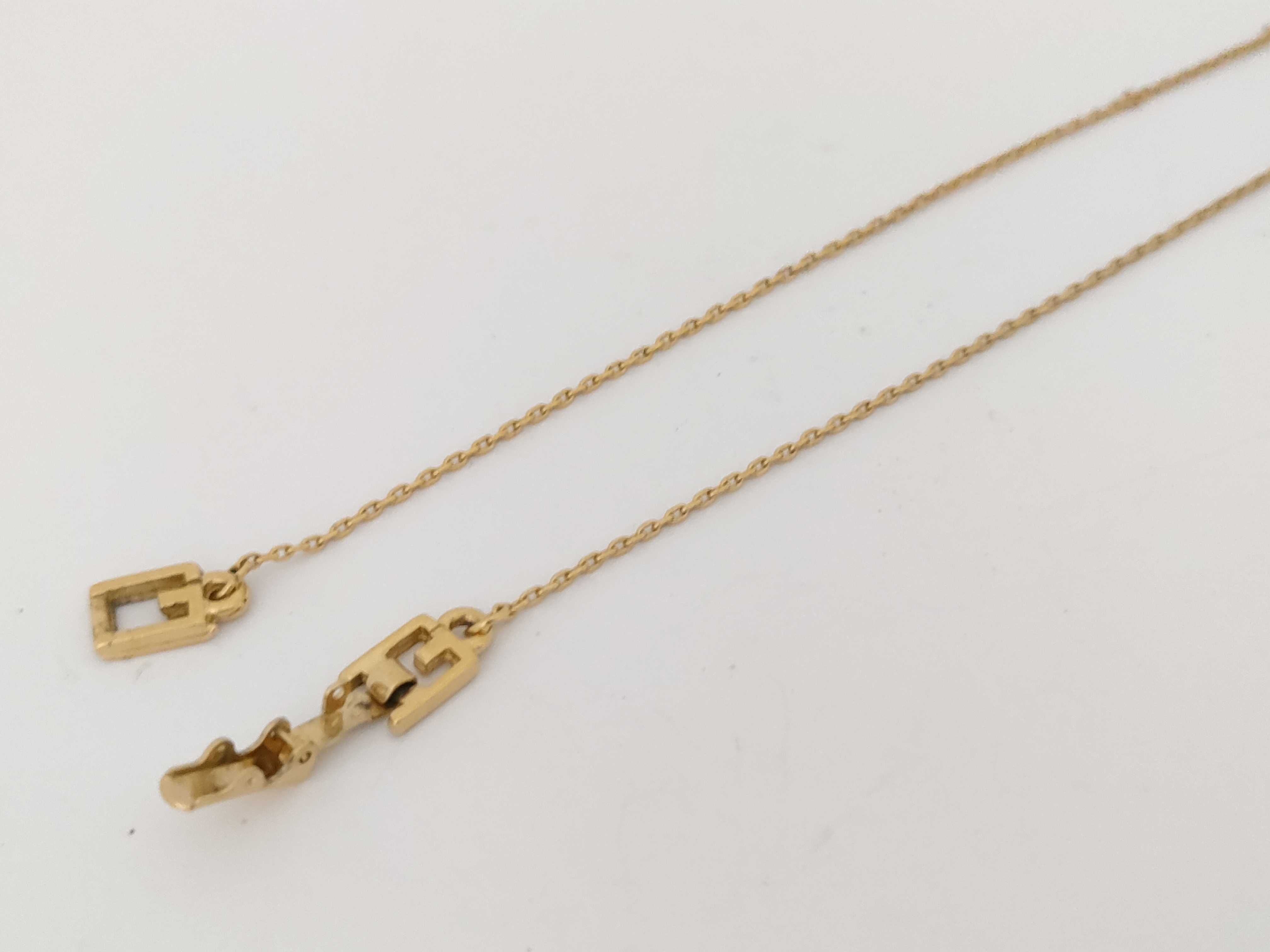 Necklace — view 9