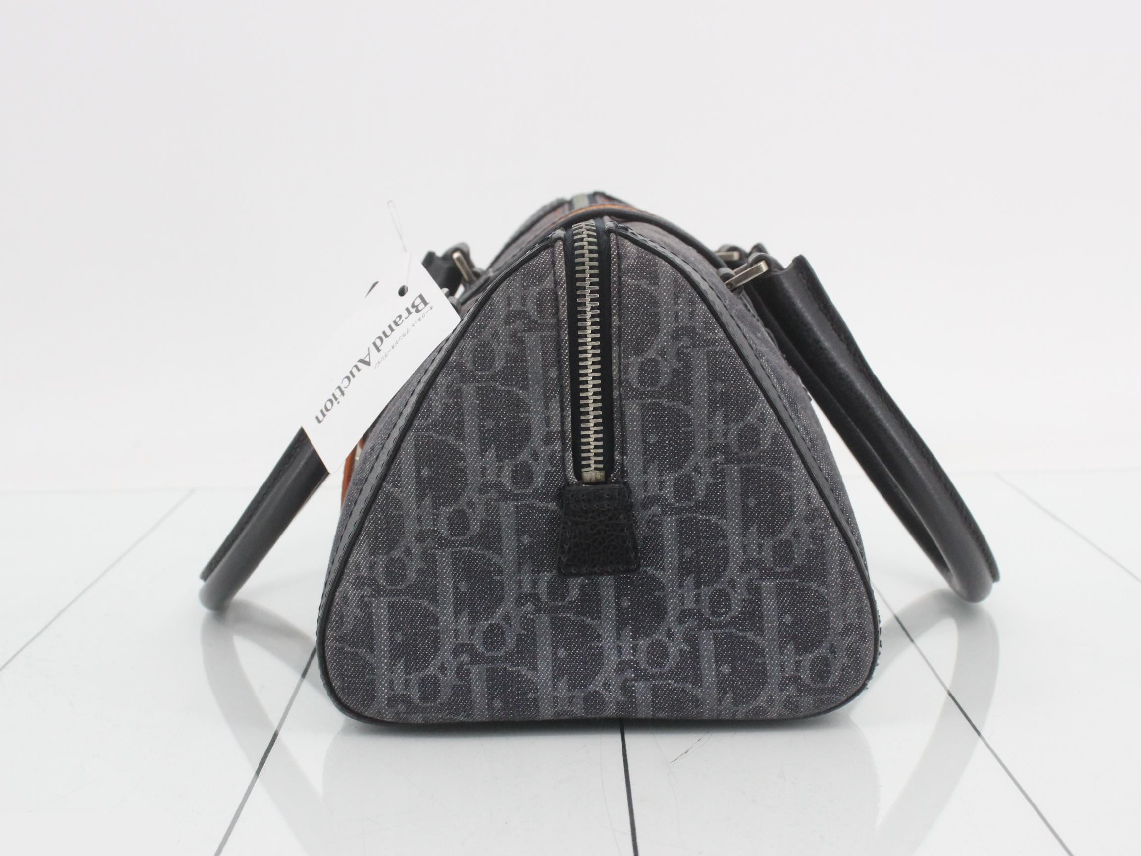 Trotter (bag) - Handbag - Flight East West - Navy — view 3
