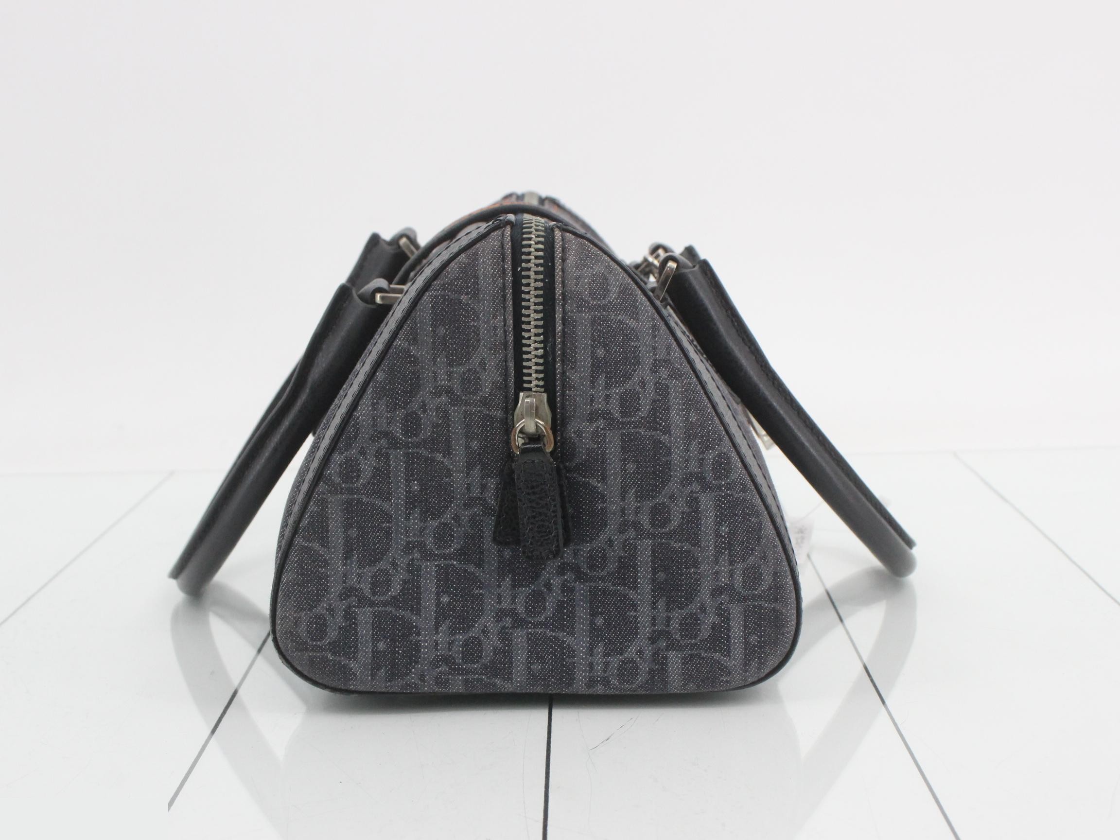 Trotter (bag) - Handbag - Flight East West - Navy — view 4