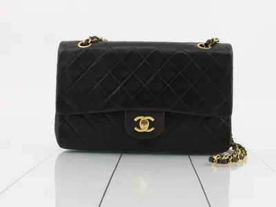 Matelassé 25 Lambskin Gold Hardware Black WW