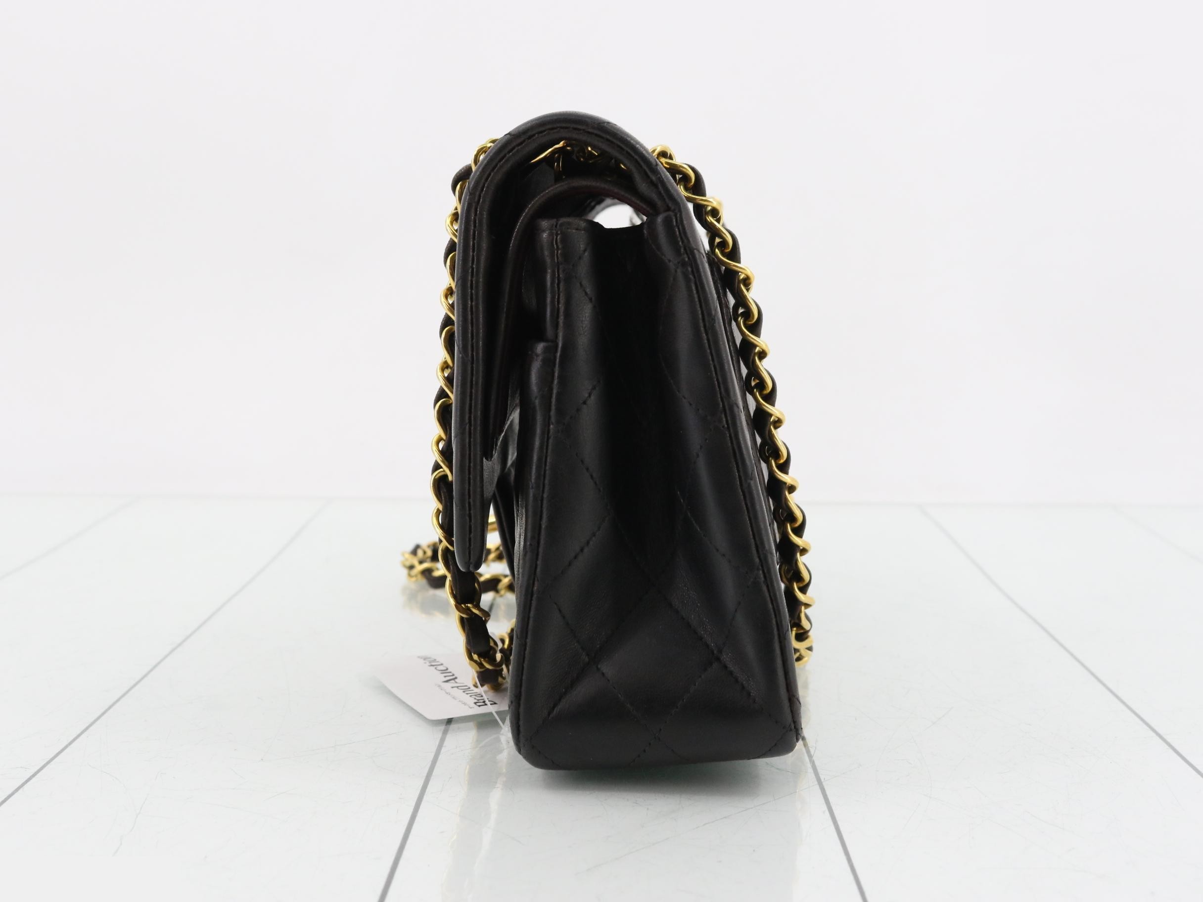 Matelassé 25 Lambskin Gold Hardware Black WW — view 3