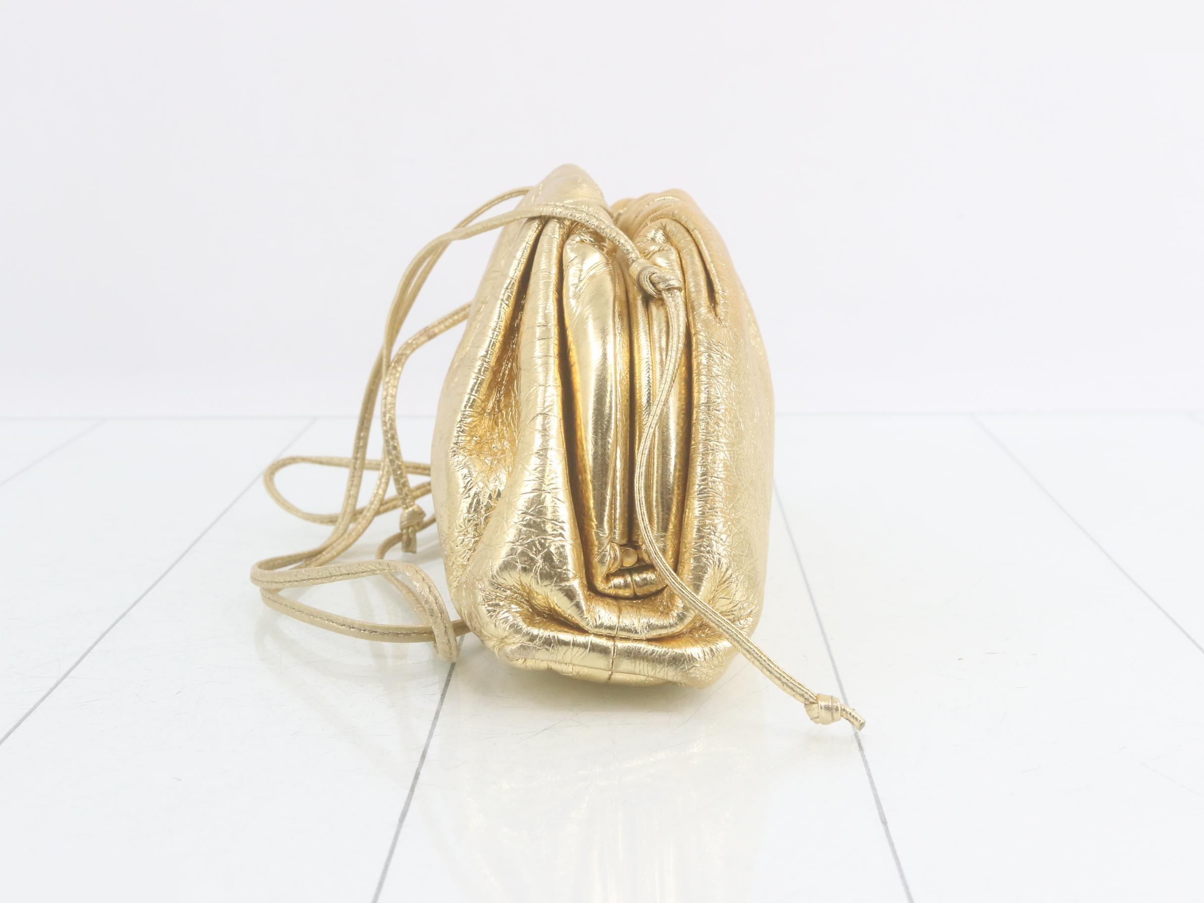 Gold shoulder bag — view 3