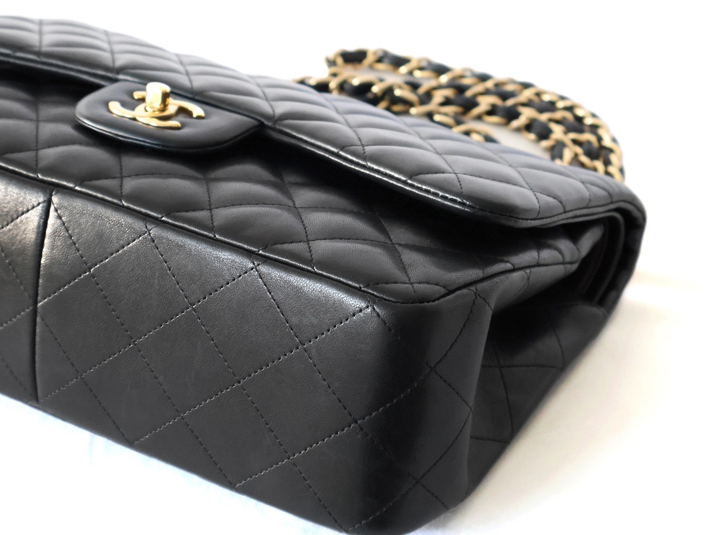 Large Matelassé 30 Lambskin Double Flap Double Chain Black — view 4