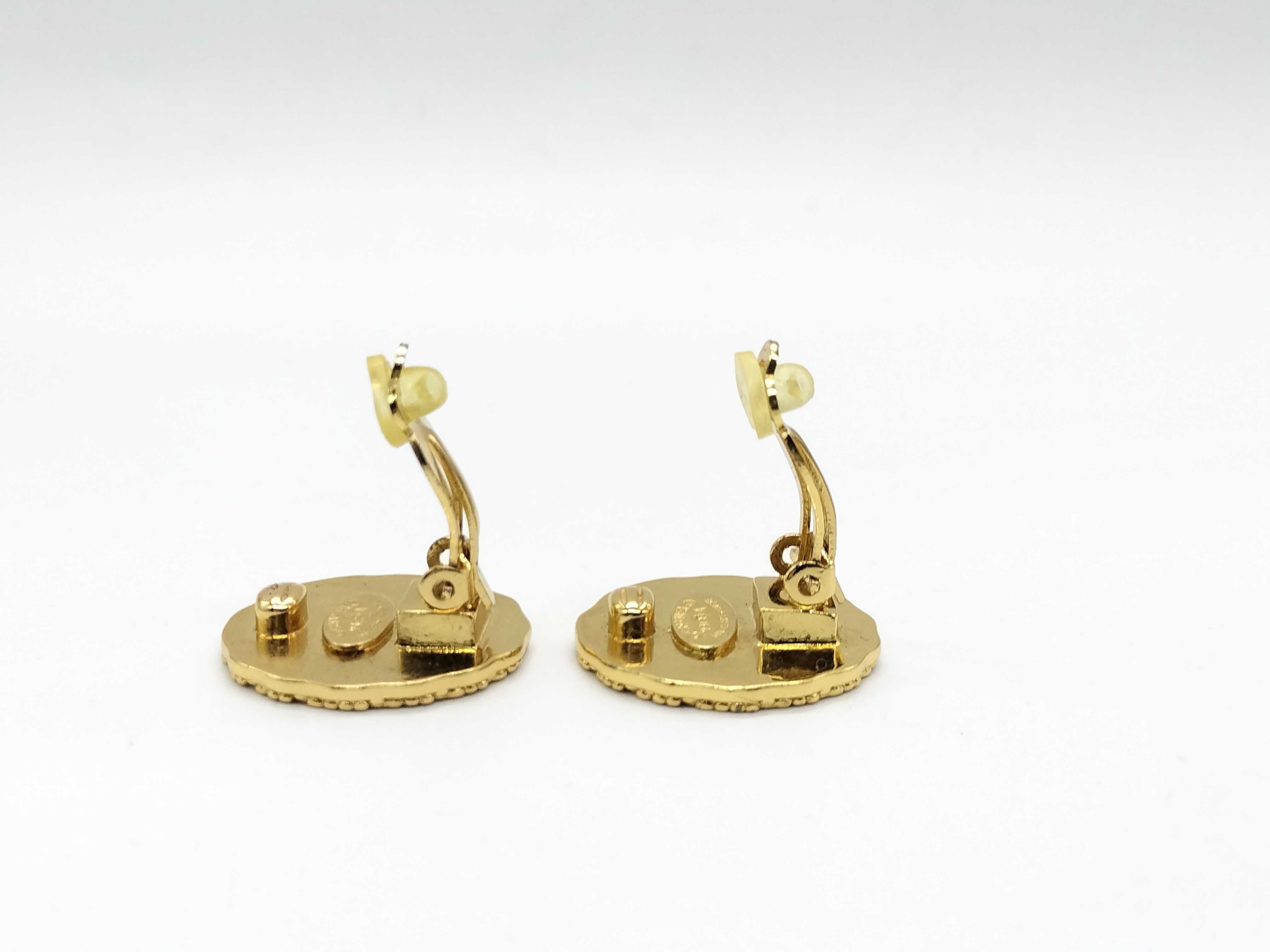 Coco Mark Round 93A Earrings — view 4