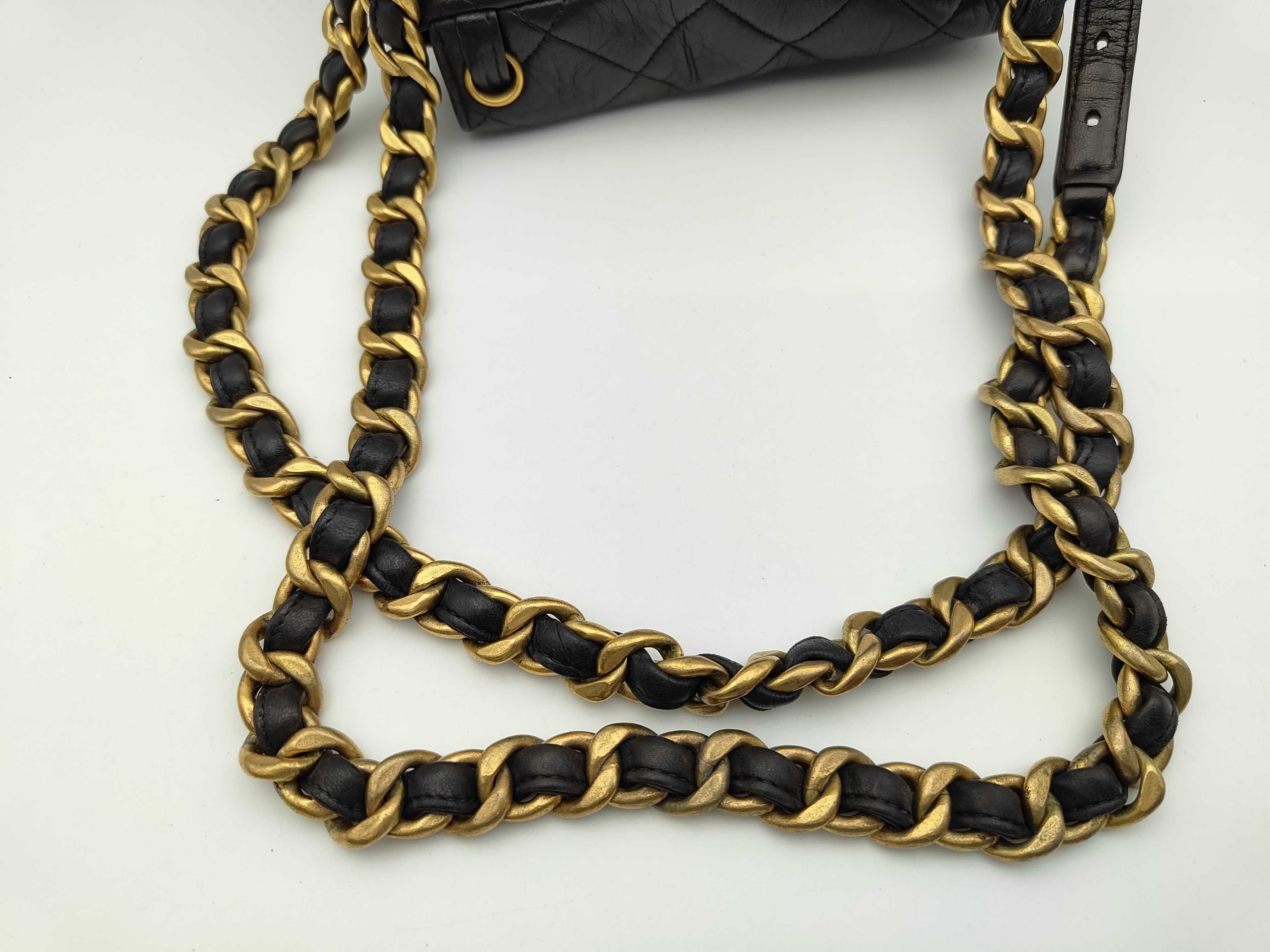 Chain Backpack Matelassé Lambskin Shoulder Bag — view 3