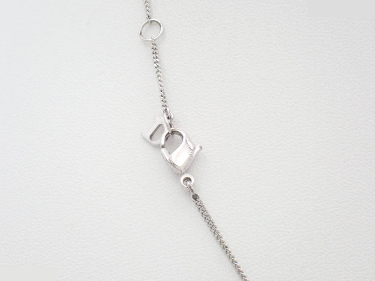 Other line: Precious metal necklaces and pendants, neck circumference approximately 50cm. — view 2