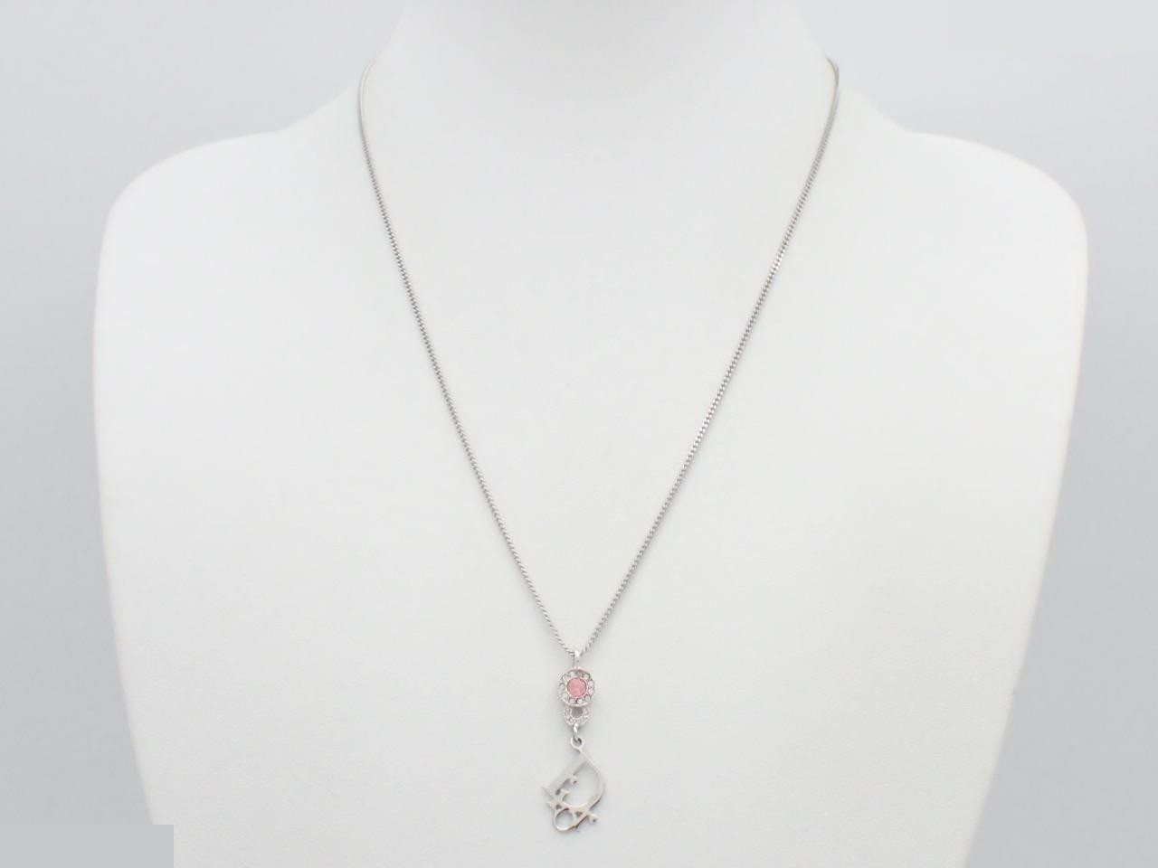 Other line: Precious metal necklaces and pendants, neck circumference approximately 50cm. — view 3
