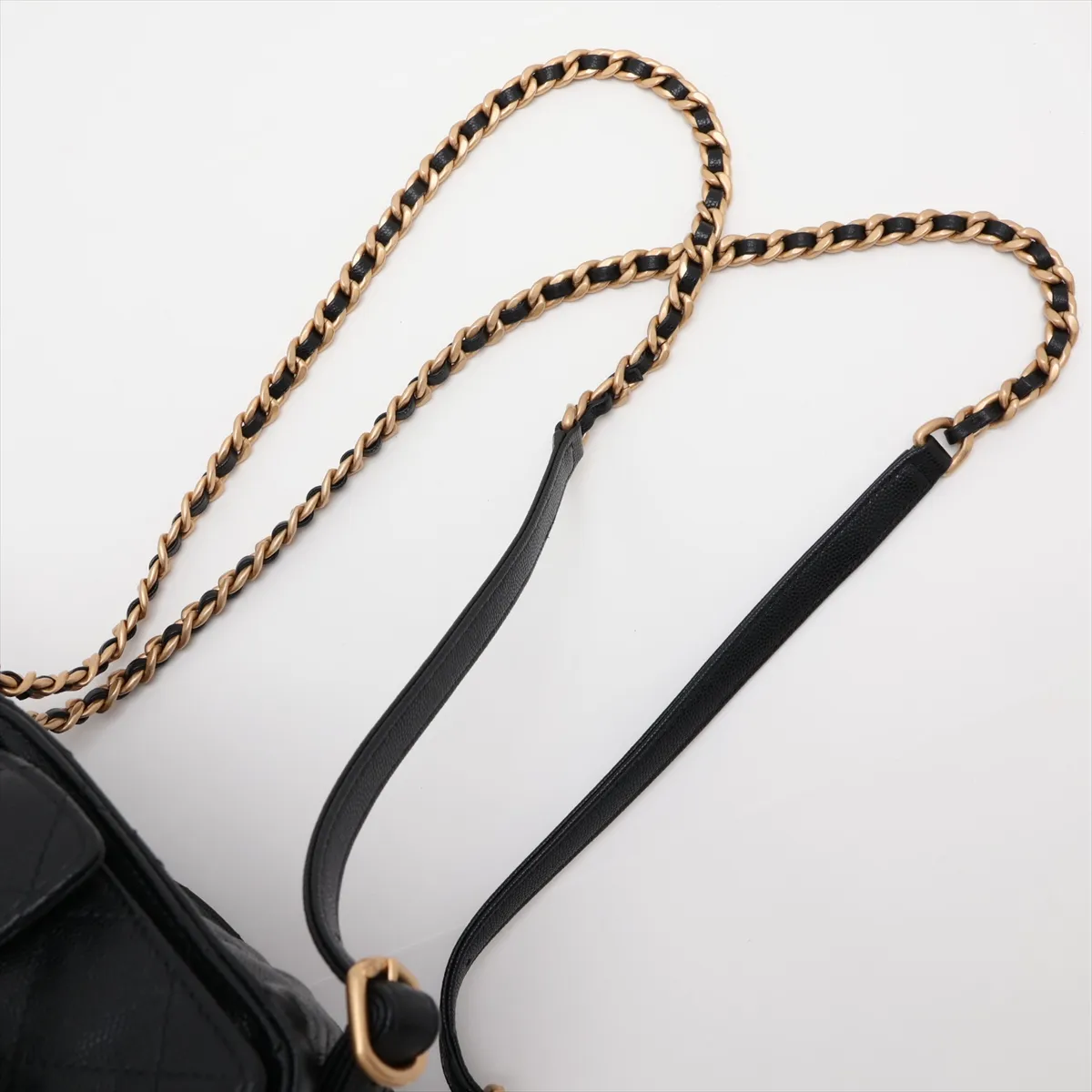 [Individually packaged] Chanel Matelassé Caviar Skin Chain Backpack, Black with Gold Hardware, E9913A57, Random Plate — view 6