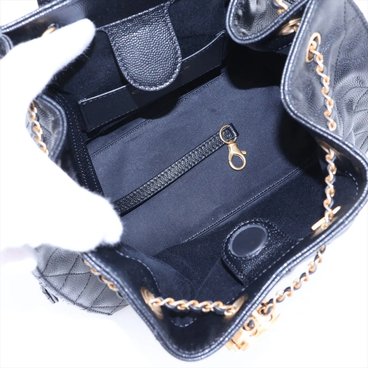 [Individually packaged] Chanel Matelassé Caviar Skin Chain Backpack, Black with Gold Hardware, E9913A57, Random Plate — view 7