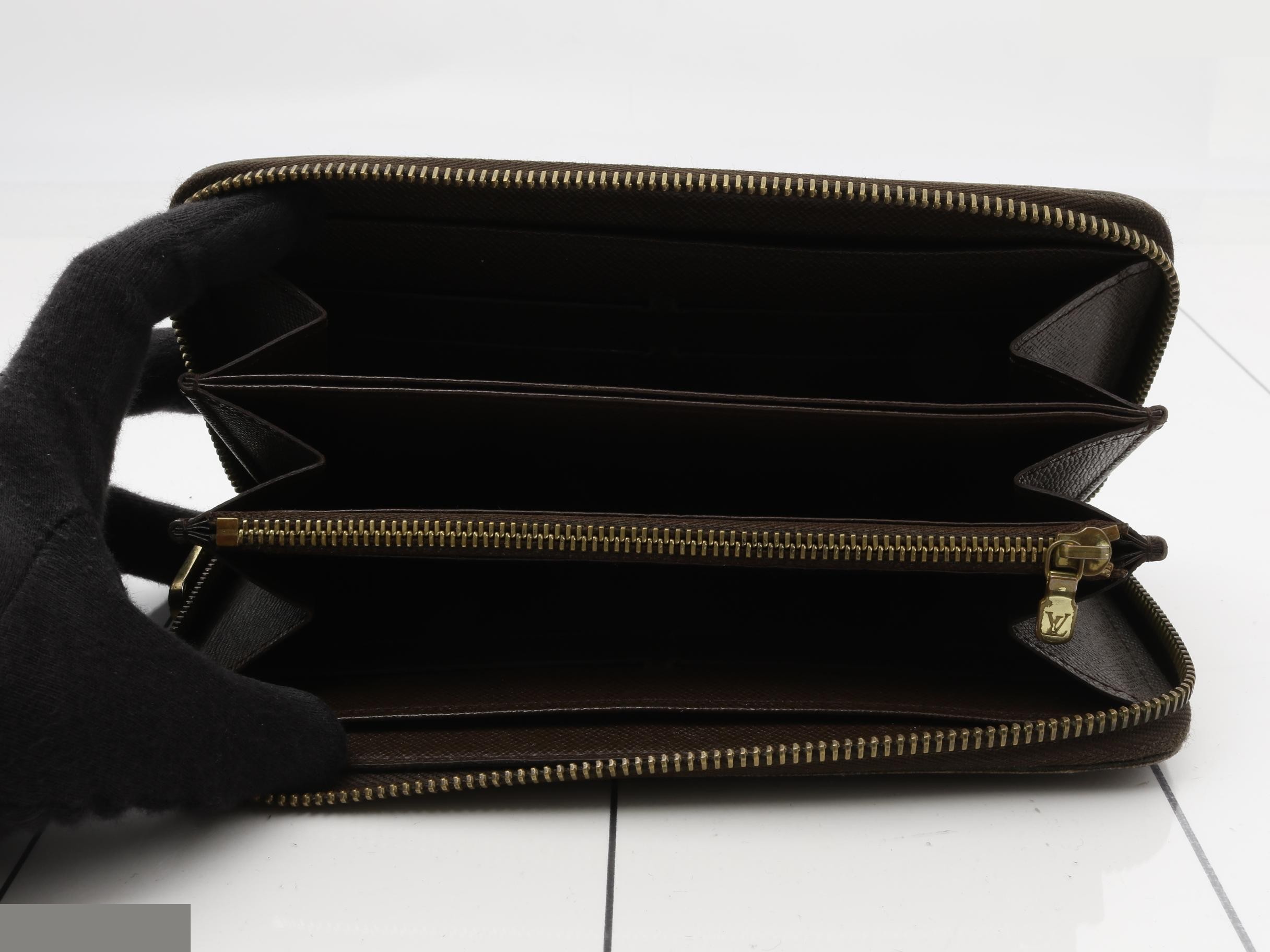 Zippy Wallet — view 4