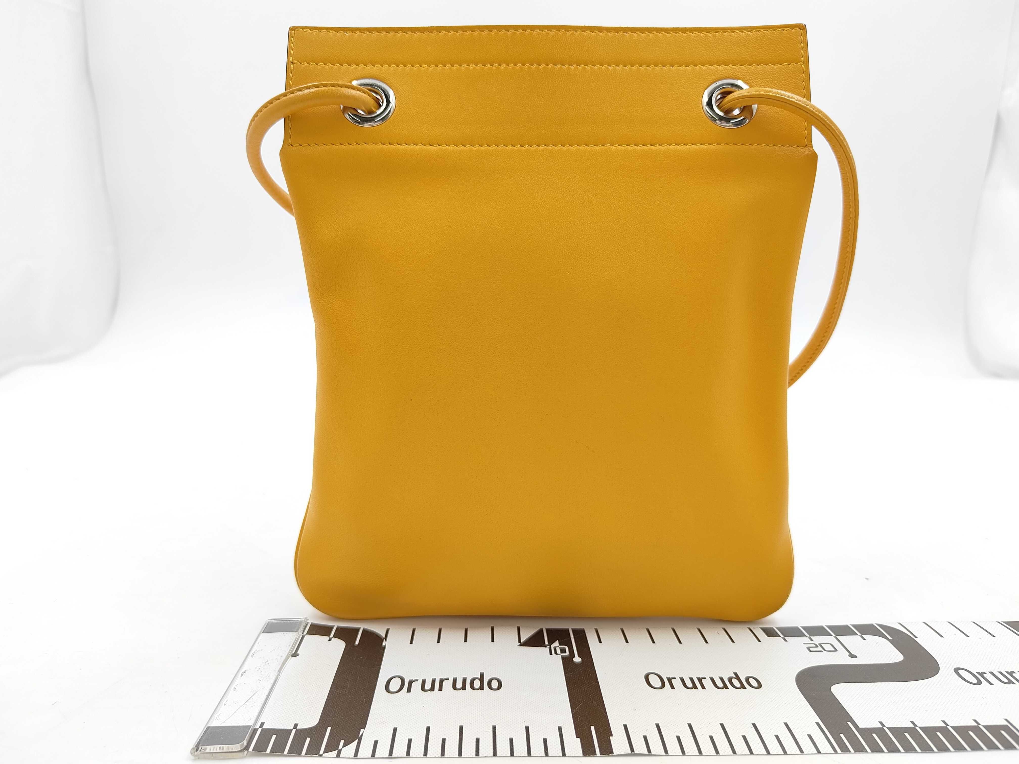 Aline Mini Swift Yellow, D stamp, 2019. Accessories: Box, dust bag, shoulder bag. — view 2