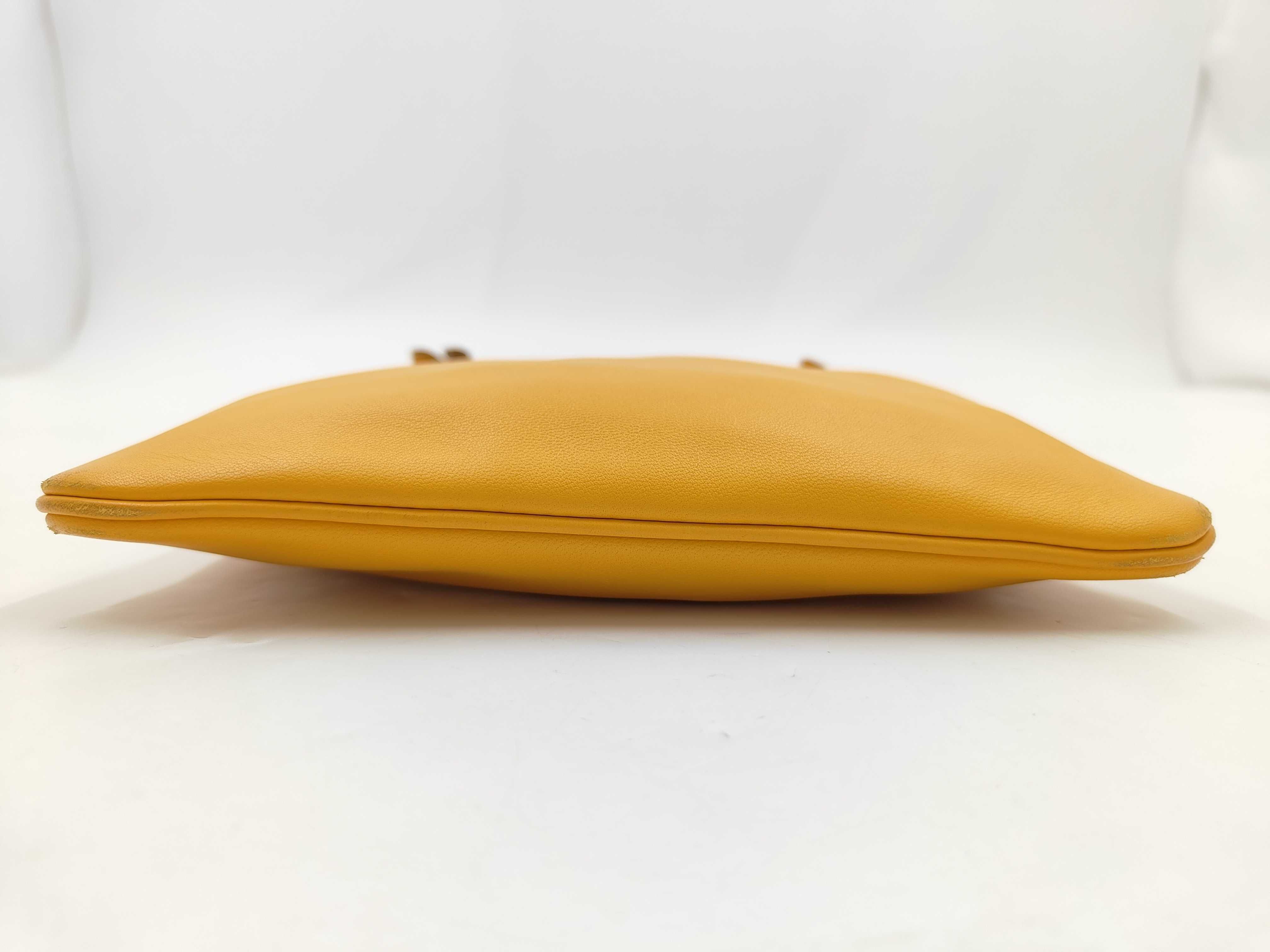 Aline Mini Swift Yellow, D stamp, 2019. Accessories: Box, dust bag, shoulder bag. — view 3