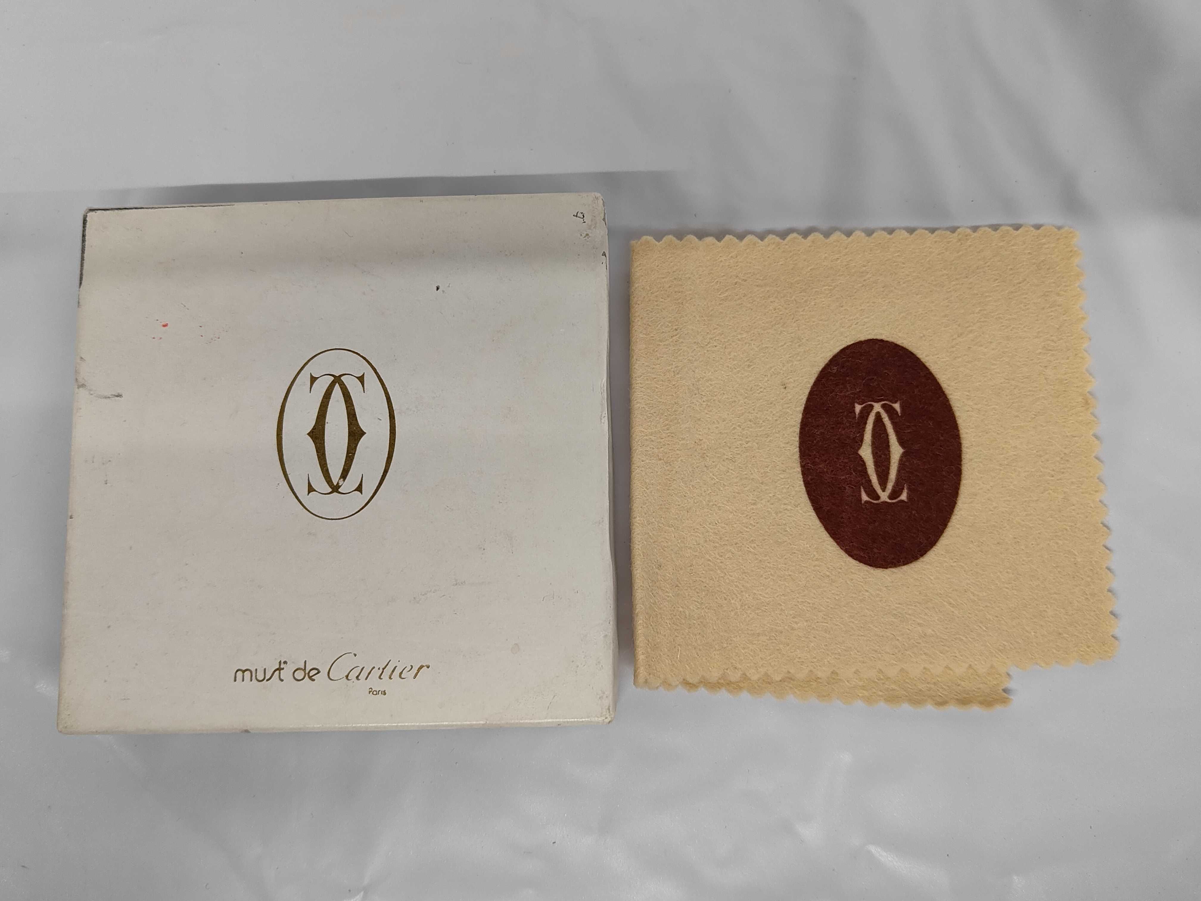 Must Leather Folding Wallet, Bordeaux — view 9