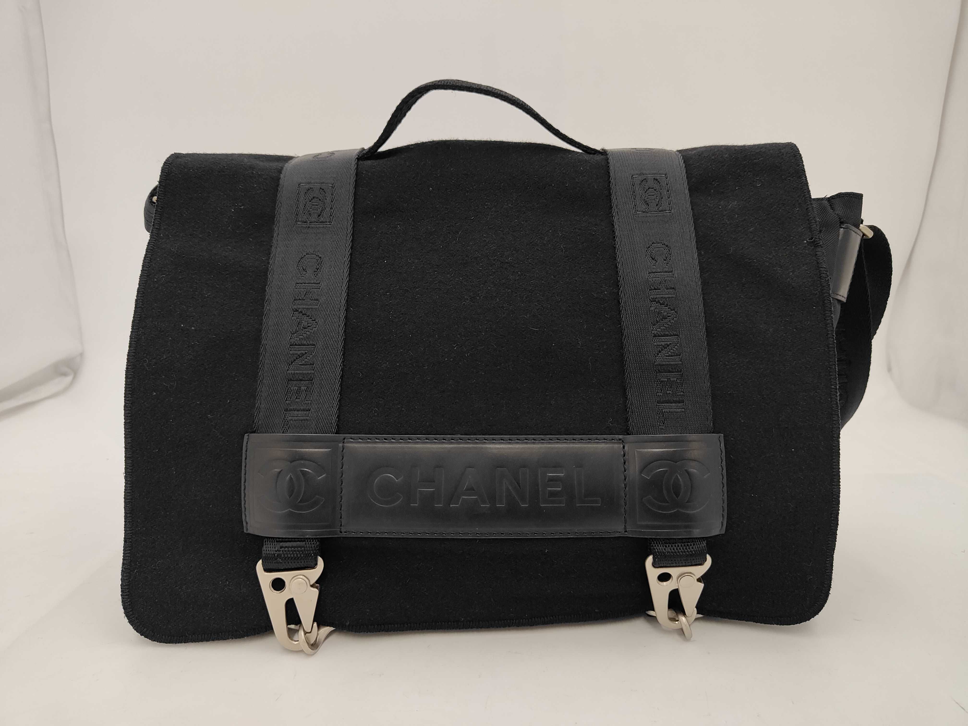 Sport Line Shoulder Bag