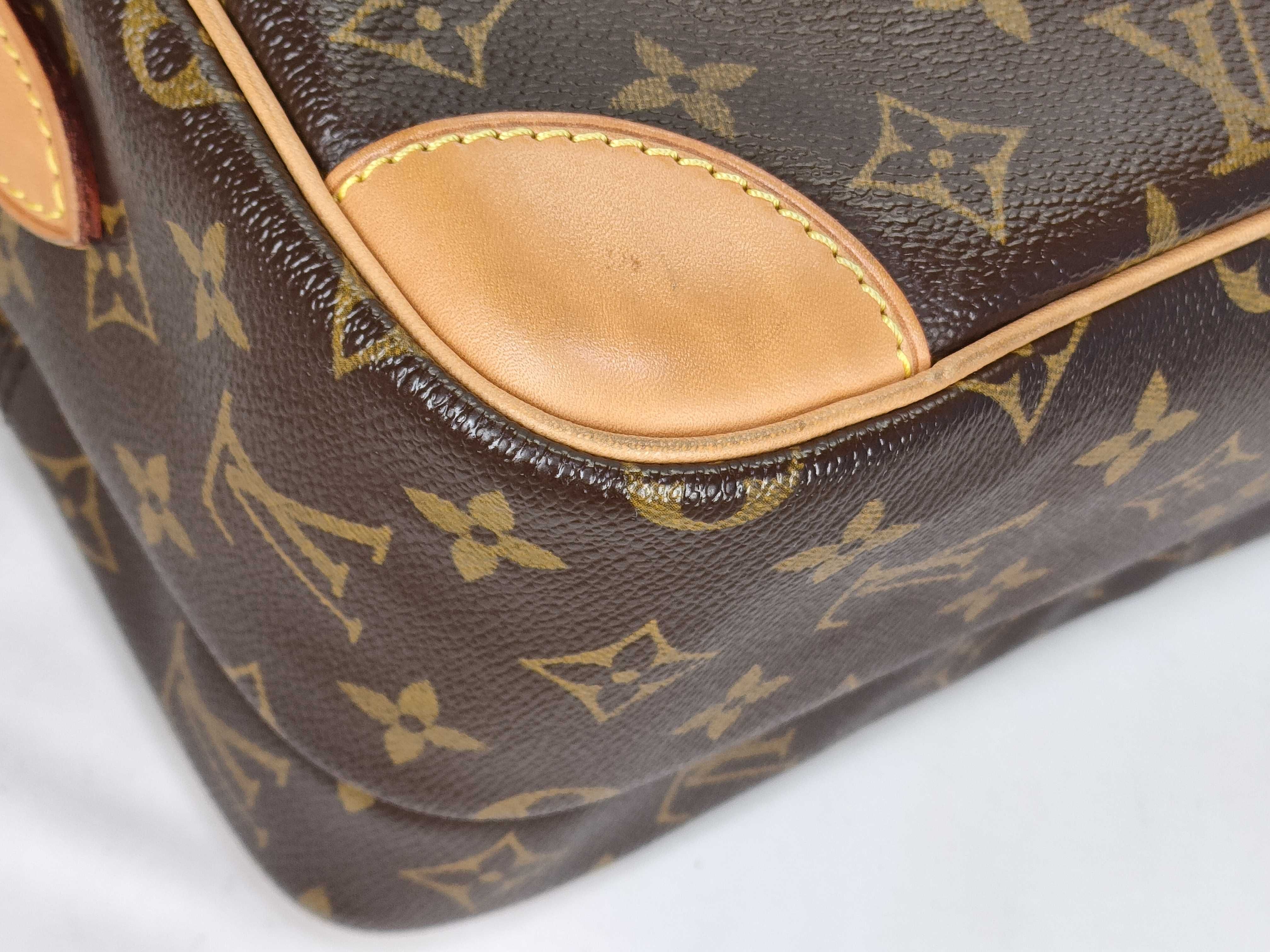 Monogram Nile Shoulder Bag M45244 — view 7