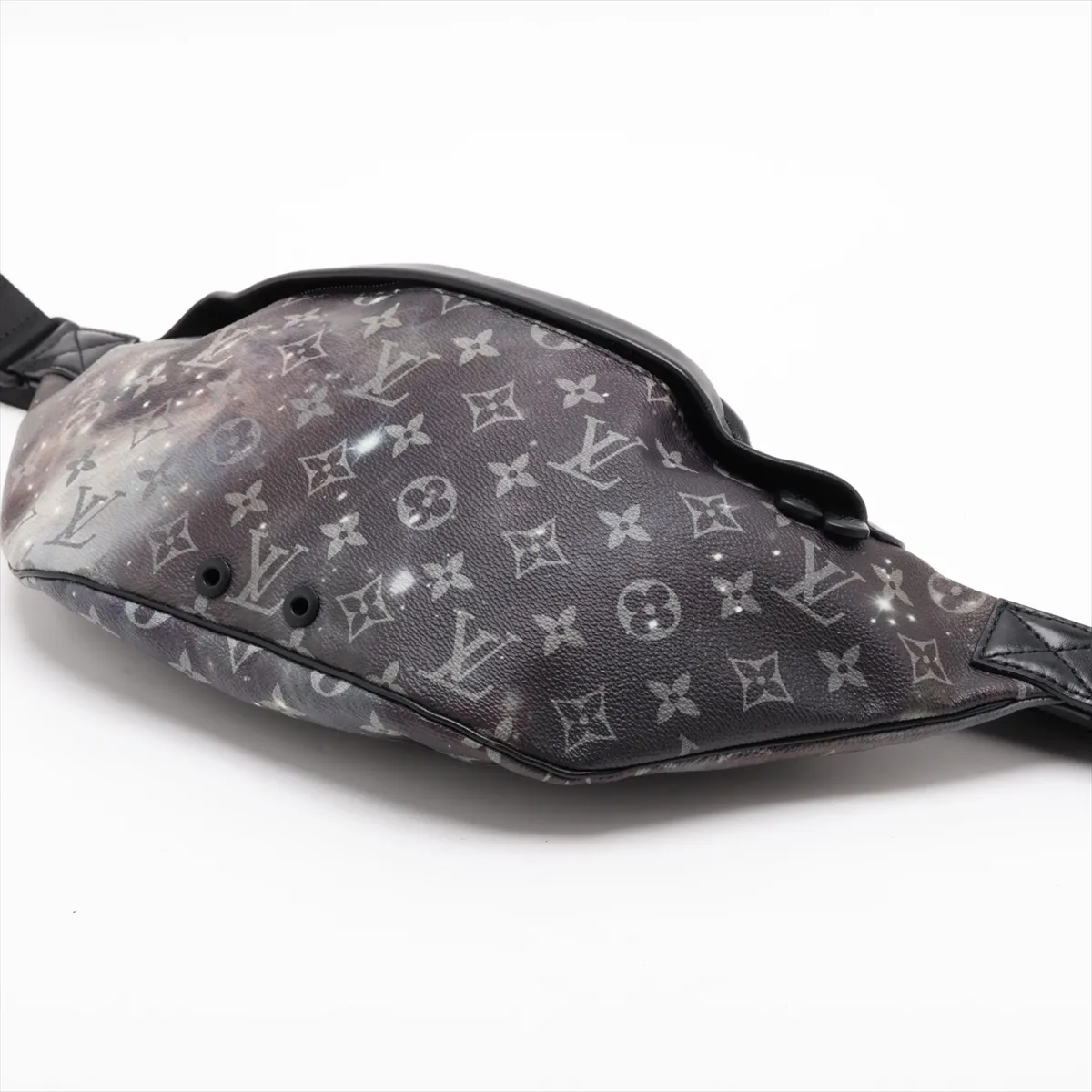 Monogram Galaxy Discovery Bum Bag M44444 Black (RFID detected) — view 3