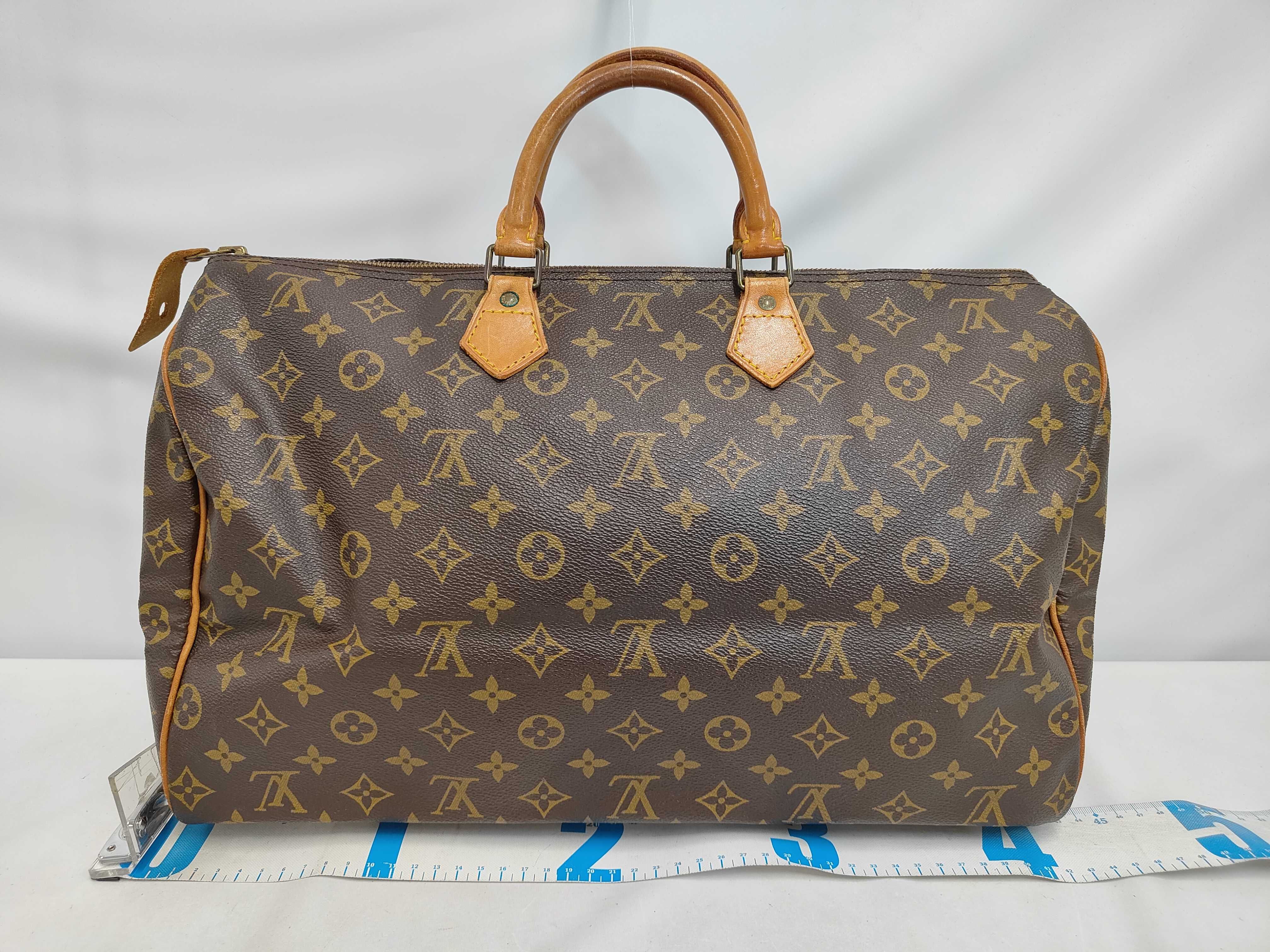 LV Speedy 60 Boston Bag — view 2
