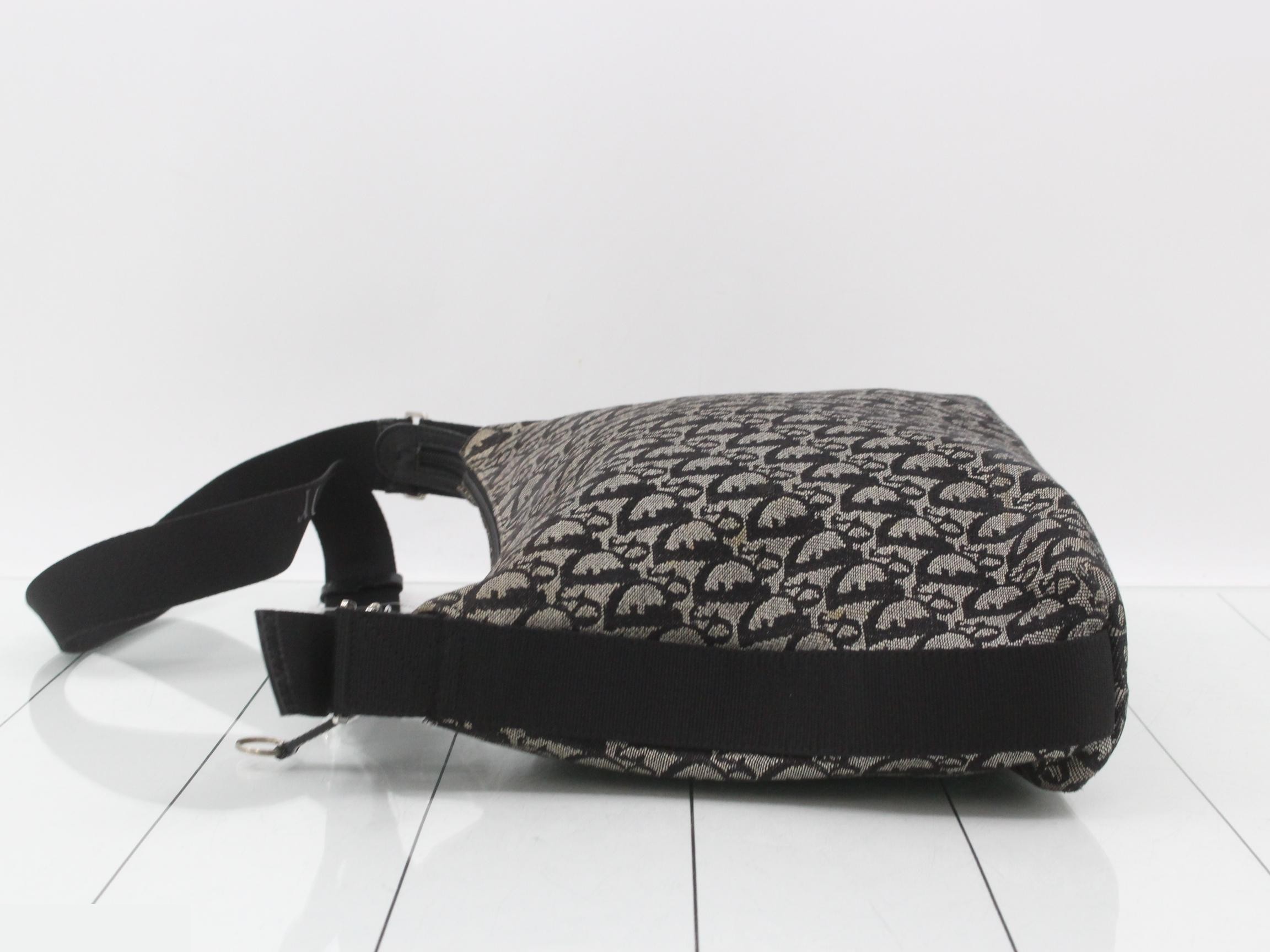 Trotter Shoulder Bag — view 4