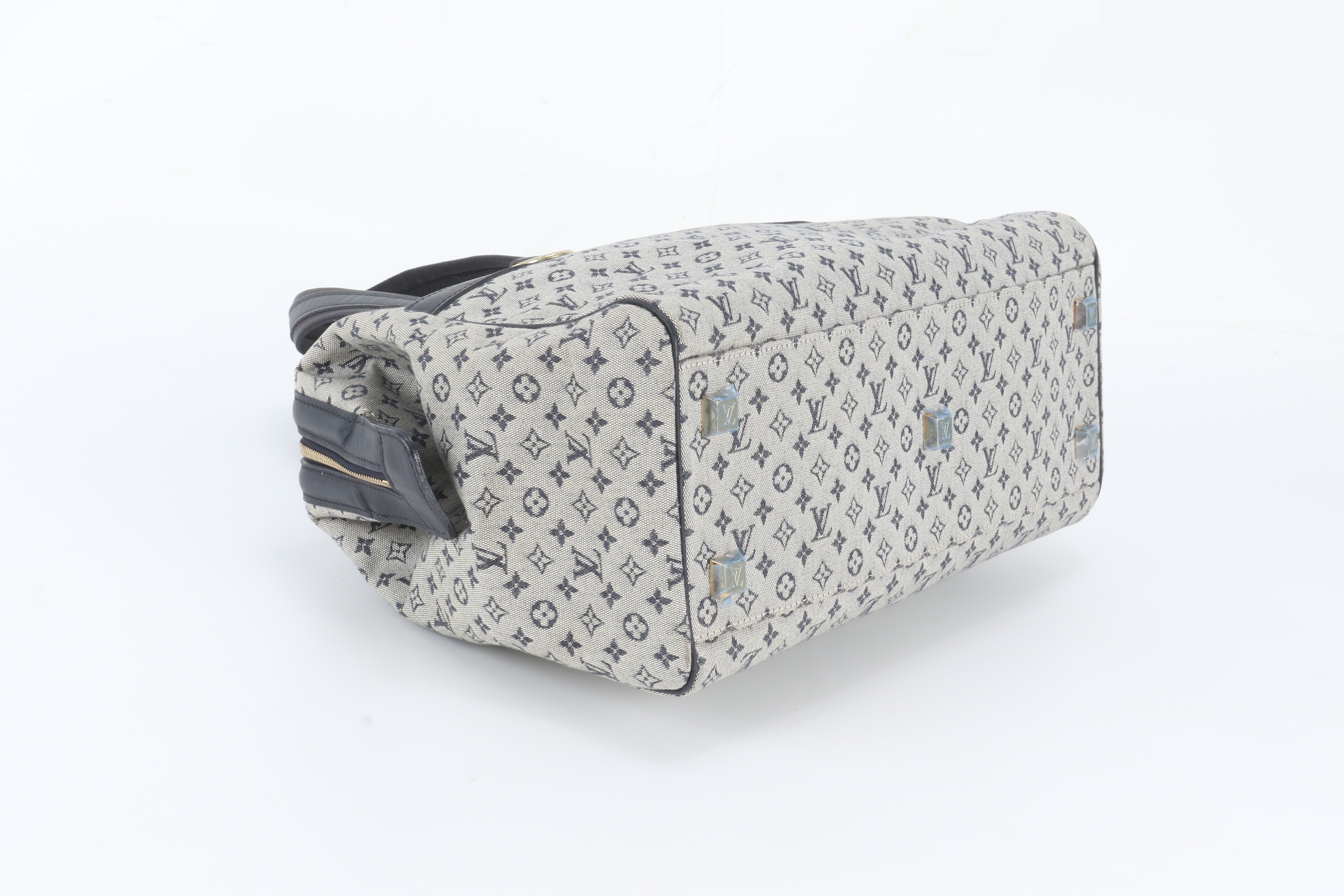 Monogram Mini Josephine GM M92211 Leather — view 5