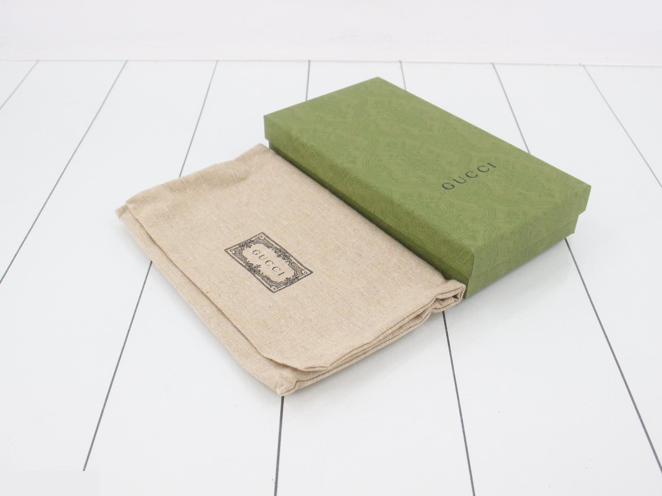 GG Marmont Round Zipper — view 5
