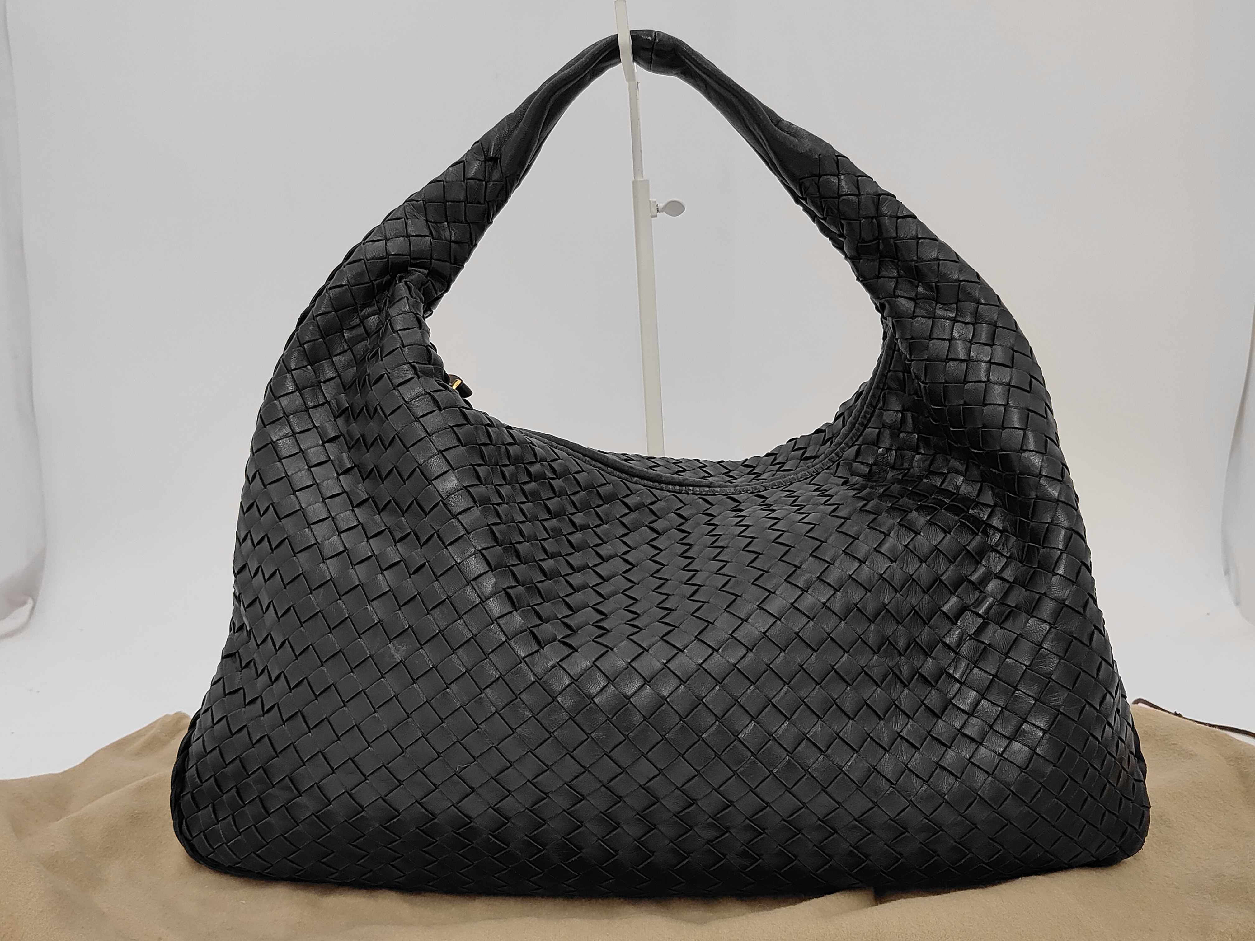 Intrecciato Hobo Handbag, One-Shoulder, Black