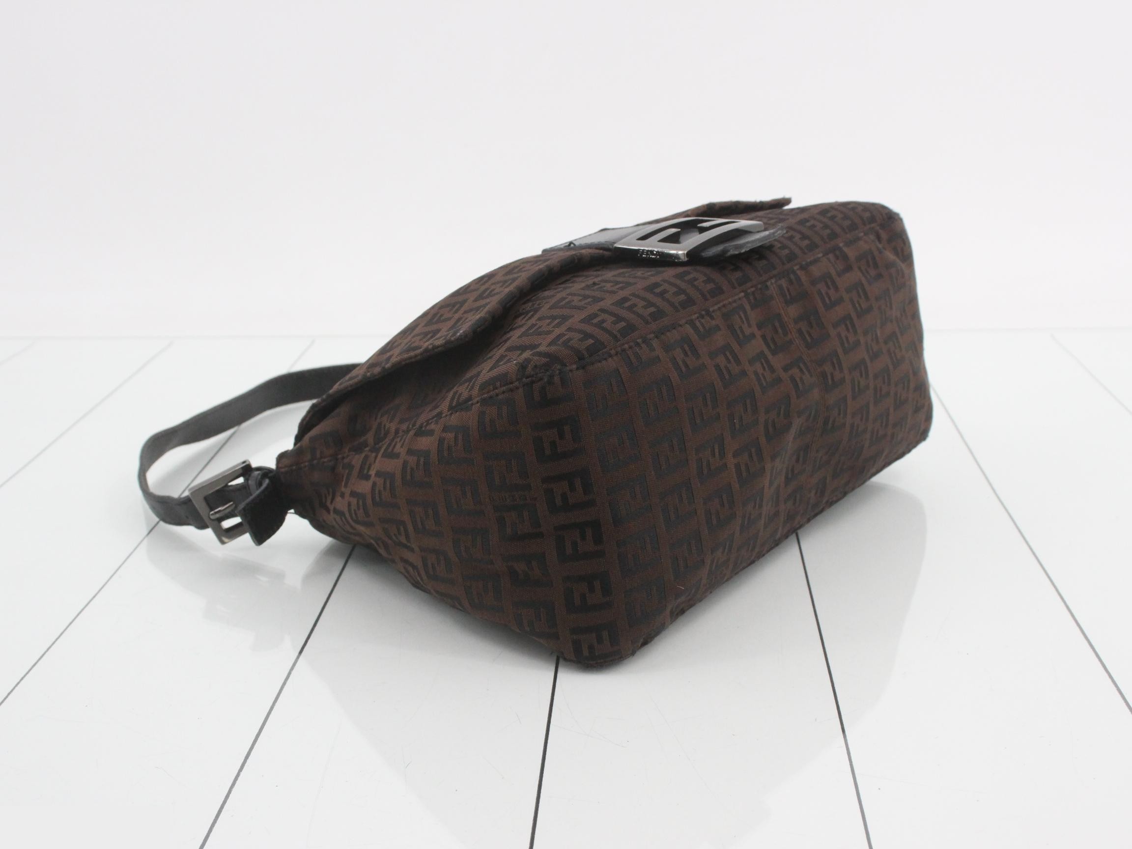 ZUCCA Mamma Bucket Shoulder Bag — view 5
