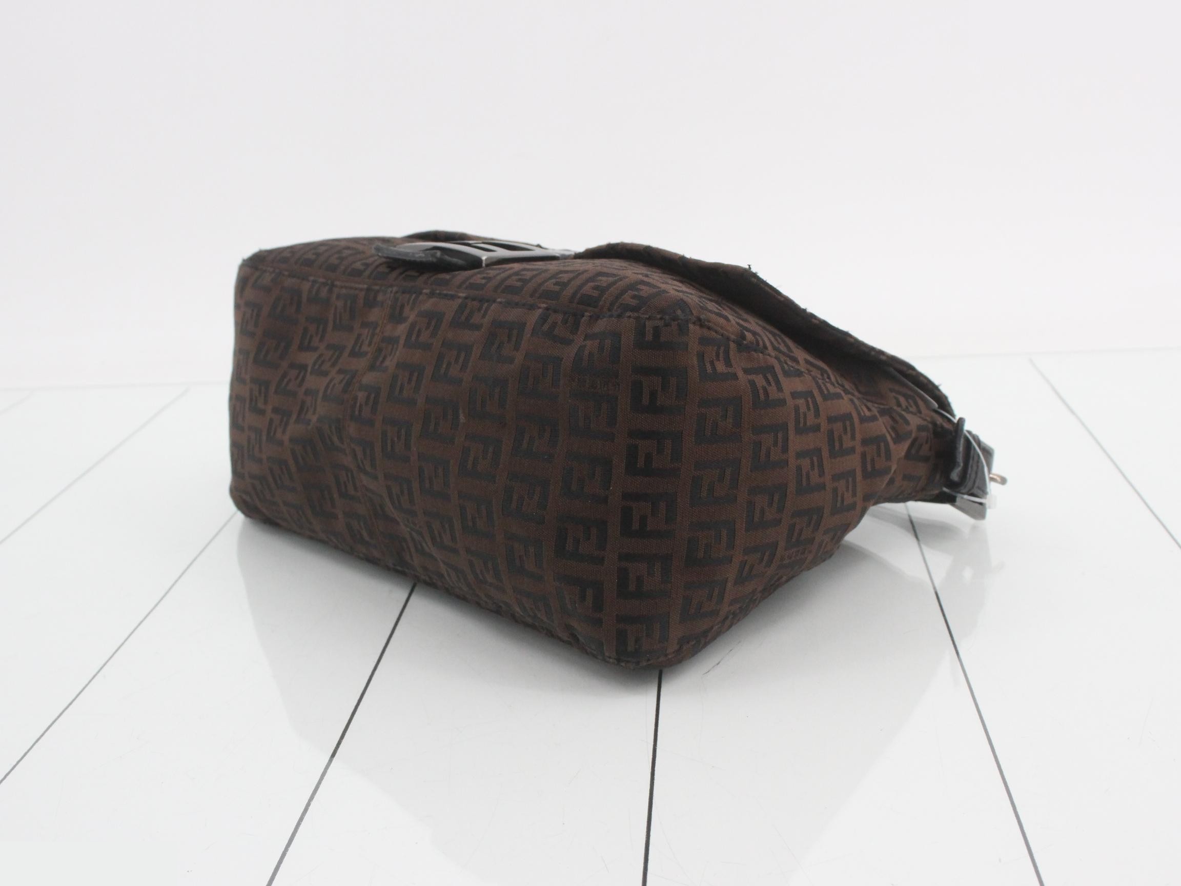 ZUCCA Mamma Bucket Shoulder Bag — view 6