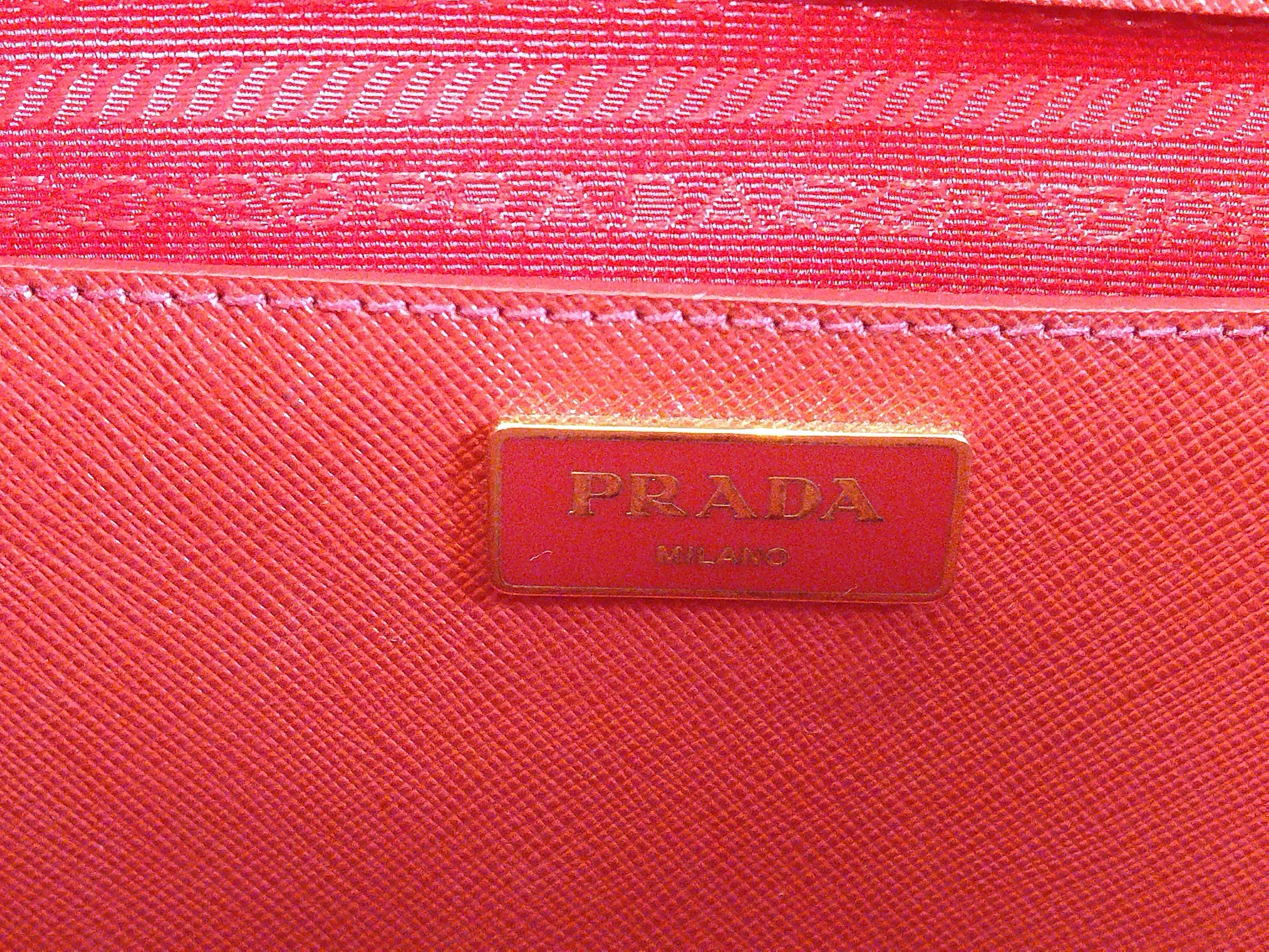 ID- Saffiano Lux cow skin 2-way handbag Red BN2274 handbag — view 10