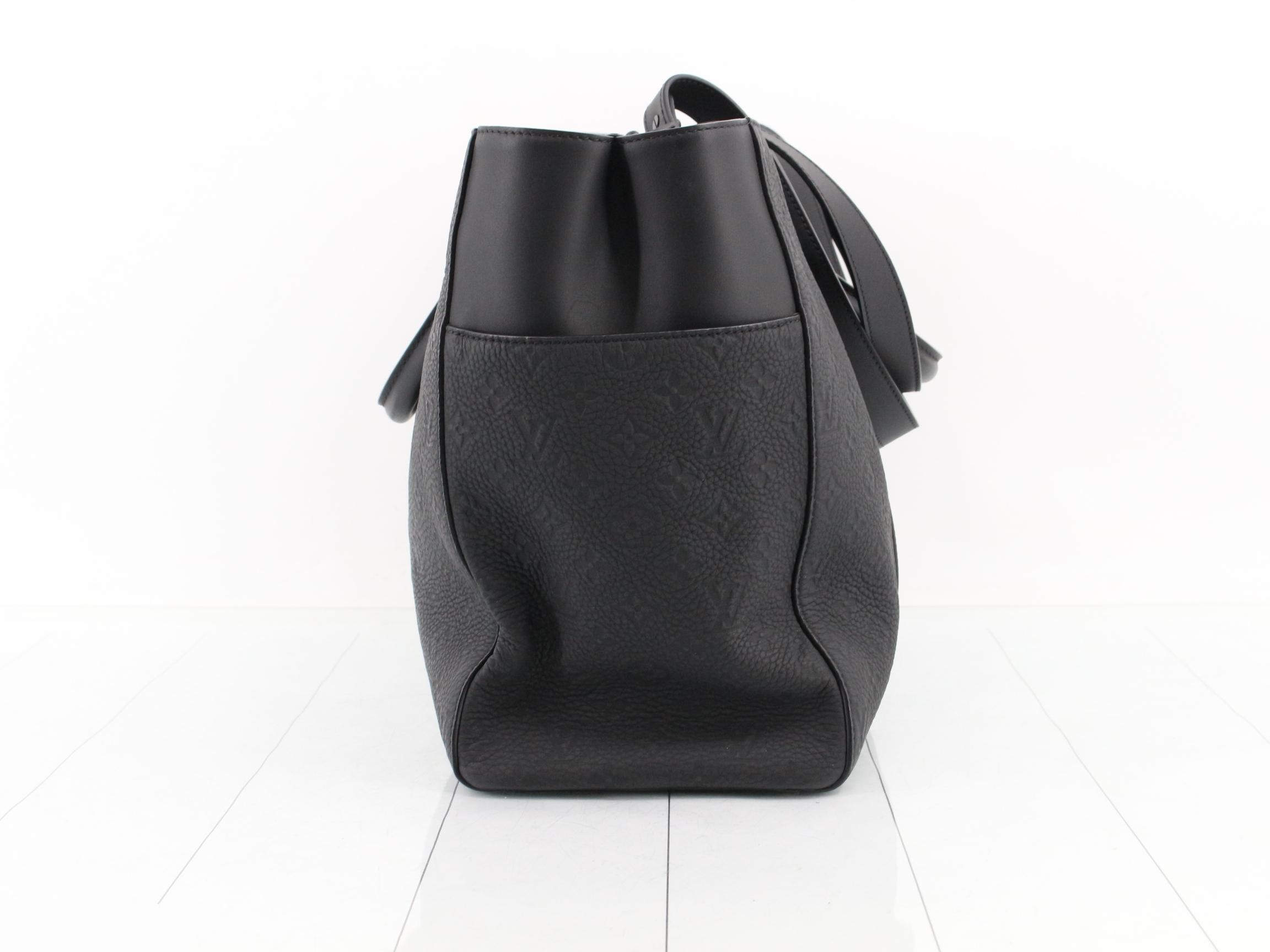 Taurillon Monogram Sac Plat 24H Noir (Black) RFID-protected, includes dust bag. — view 3