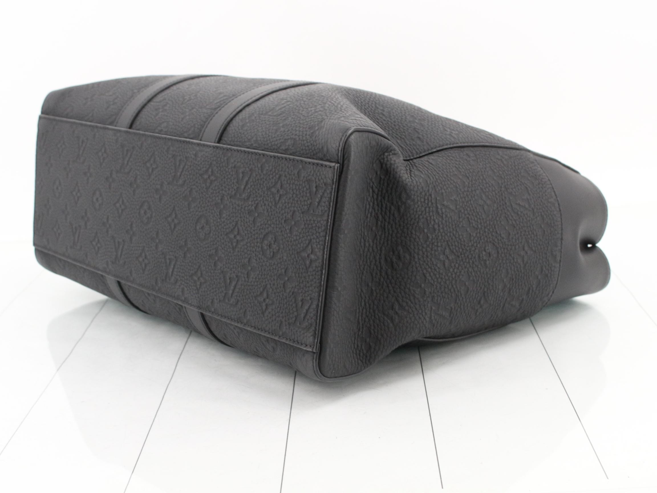 Taurillon Monogram Sac Plat 24H Noir (Black) RFID-protected, includes dust bag. — view 6