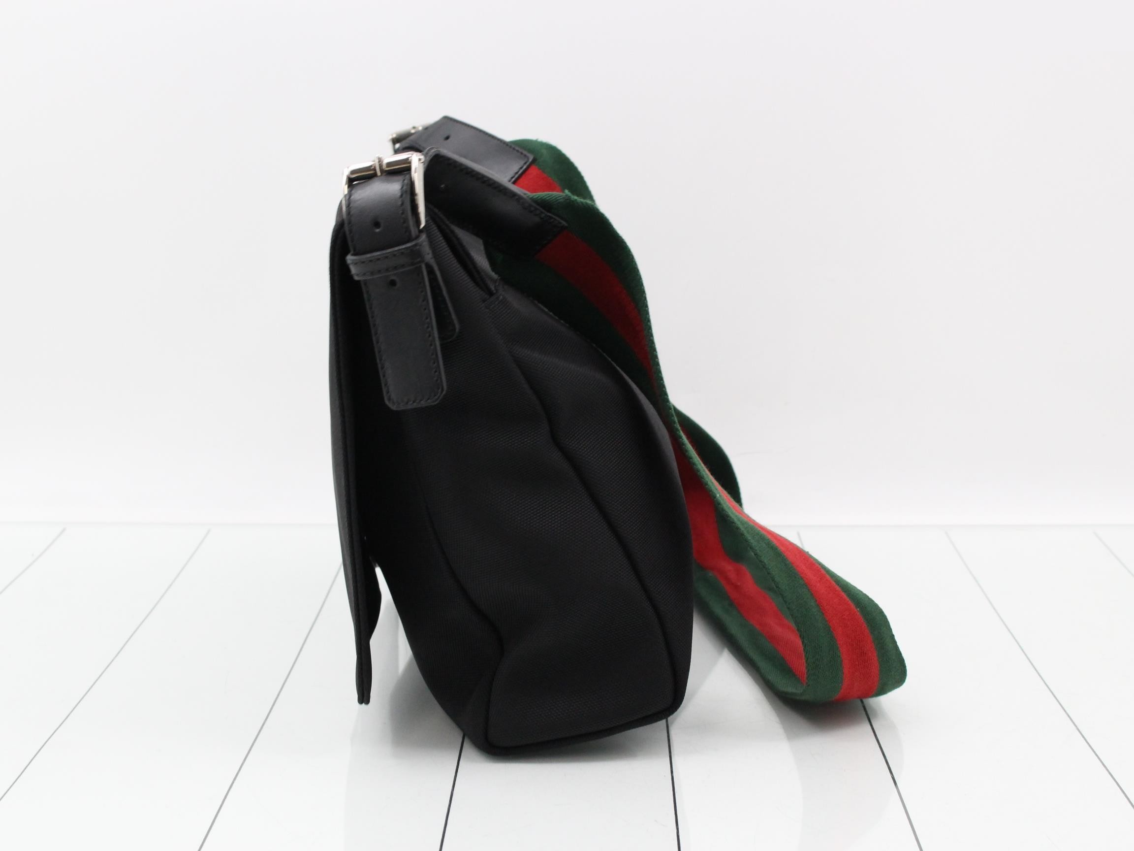 GG Canvas (Bag) - Shoulder Bag — view 3