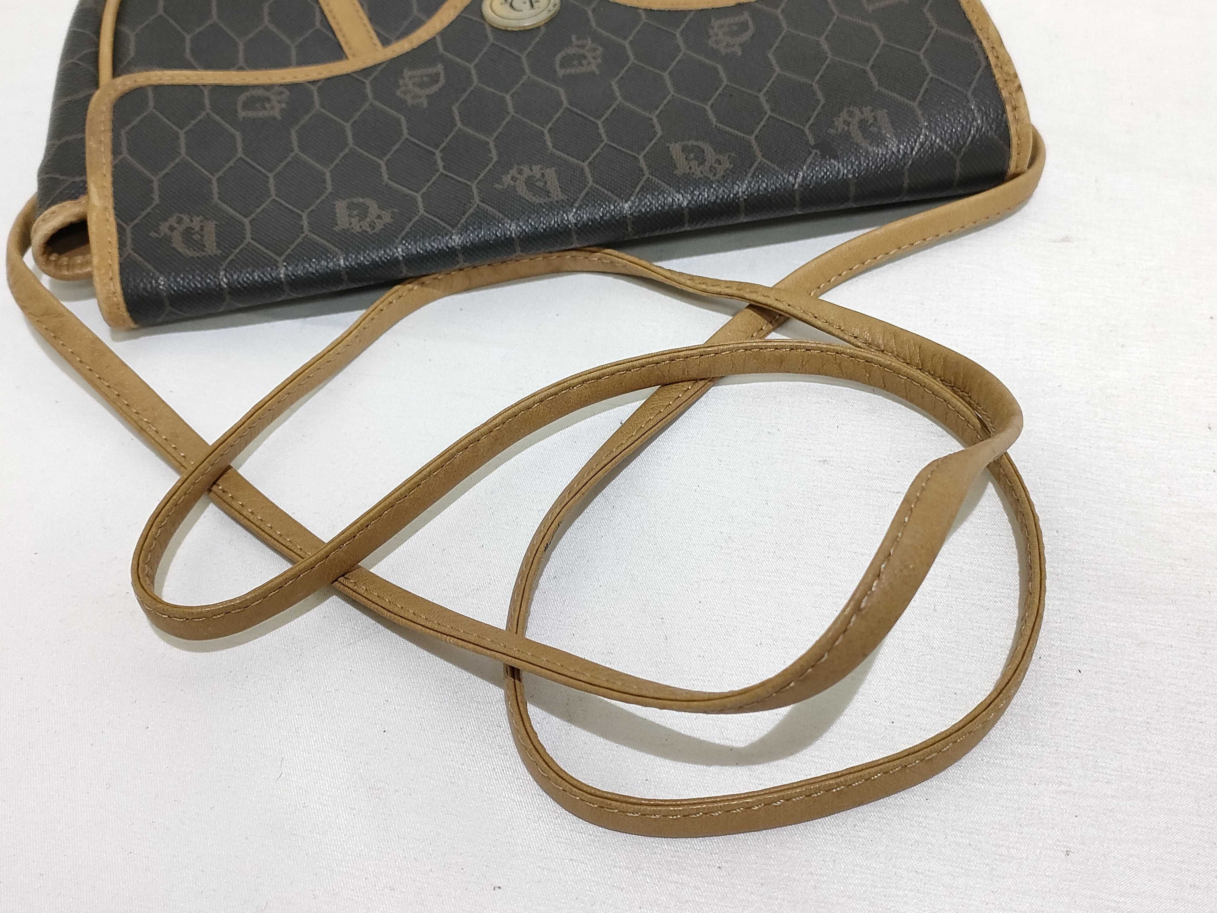 CHRISTIAN Dior Honeycomb Shoulder Bag Pouch Shoulder Bag — view 3