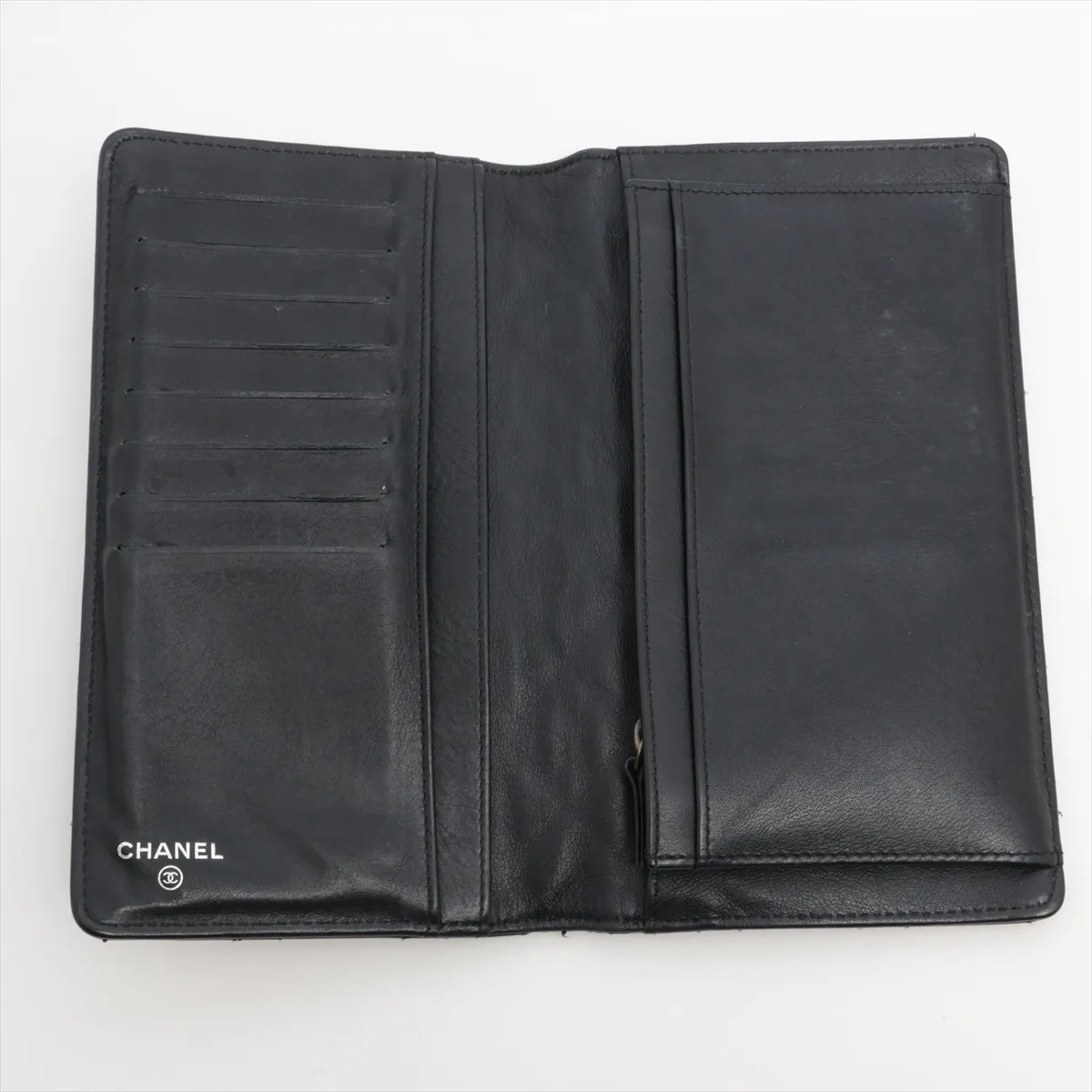 Matelassé Patent Leather Long Wallet, Black, Silver Hardware, 13732748 — view 3