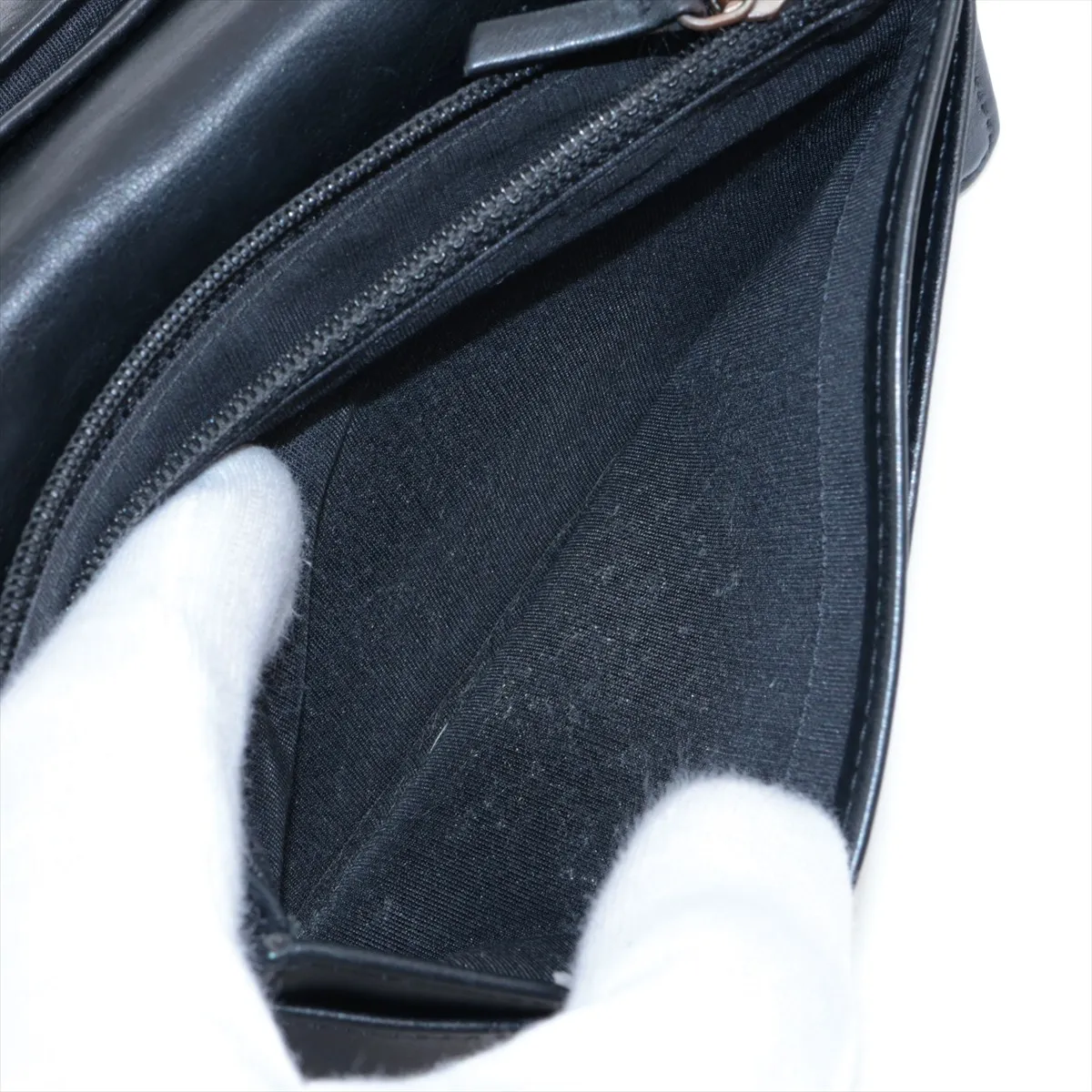 Matelassé Patent Leather Long Wallet, Black, Silver Hardware, 13732748 — view 6