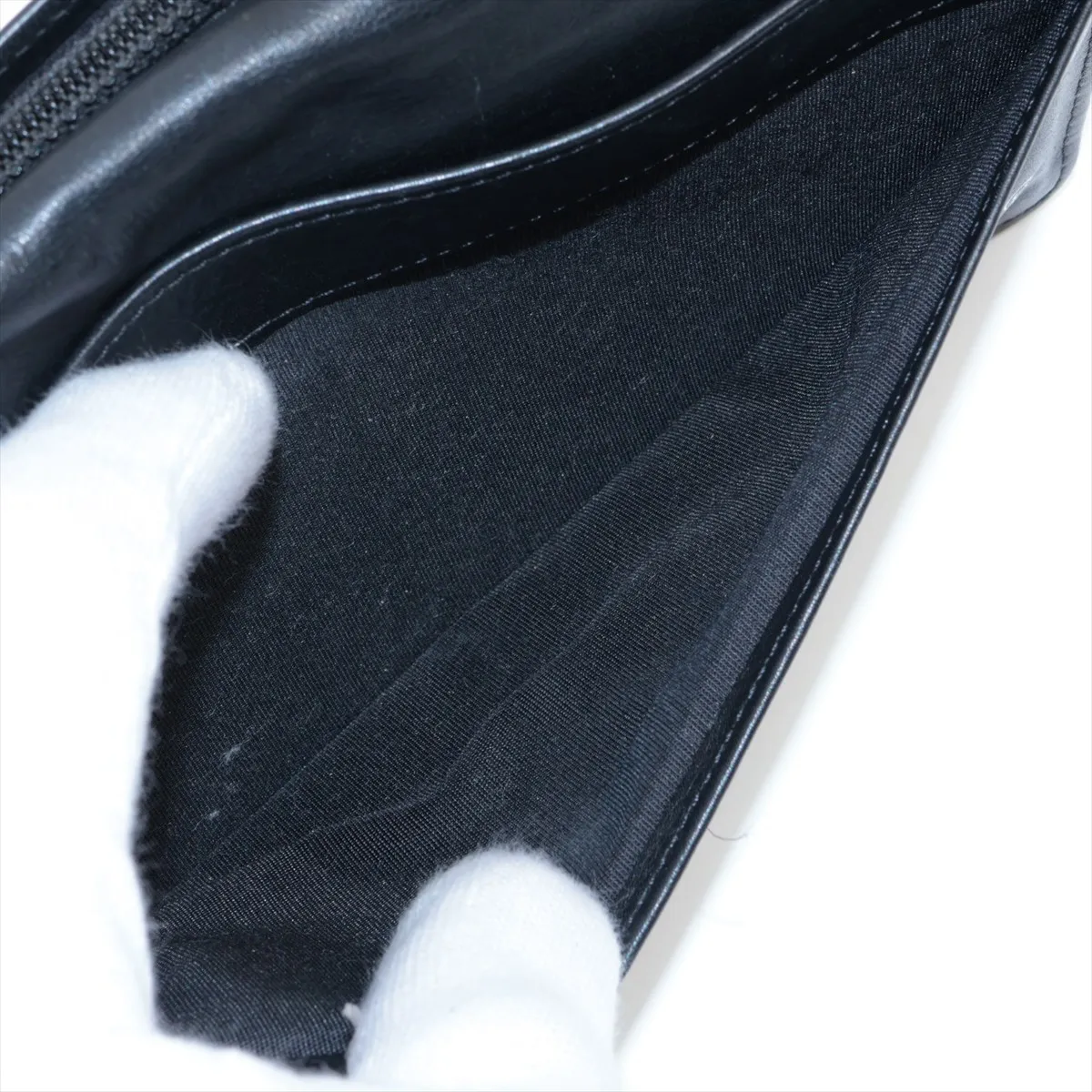 Matelassé Patent Leather Long Wallet, Black, Silver Hardware, 13732748 — view 8
