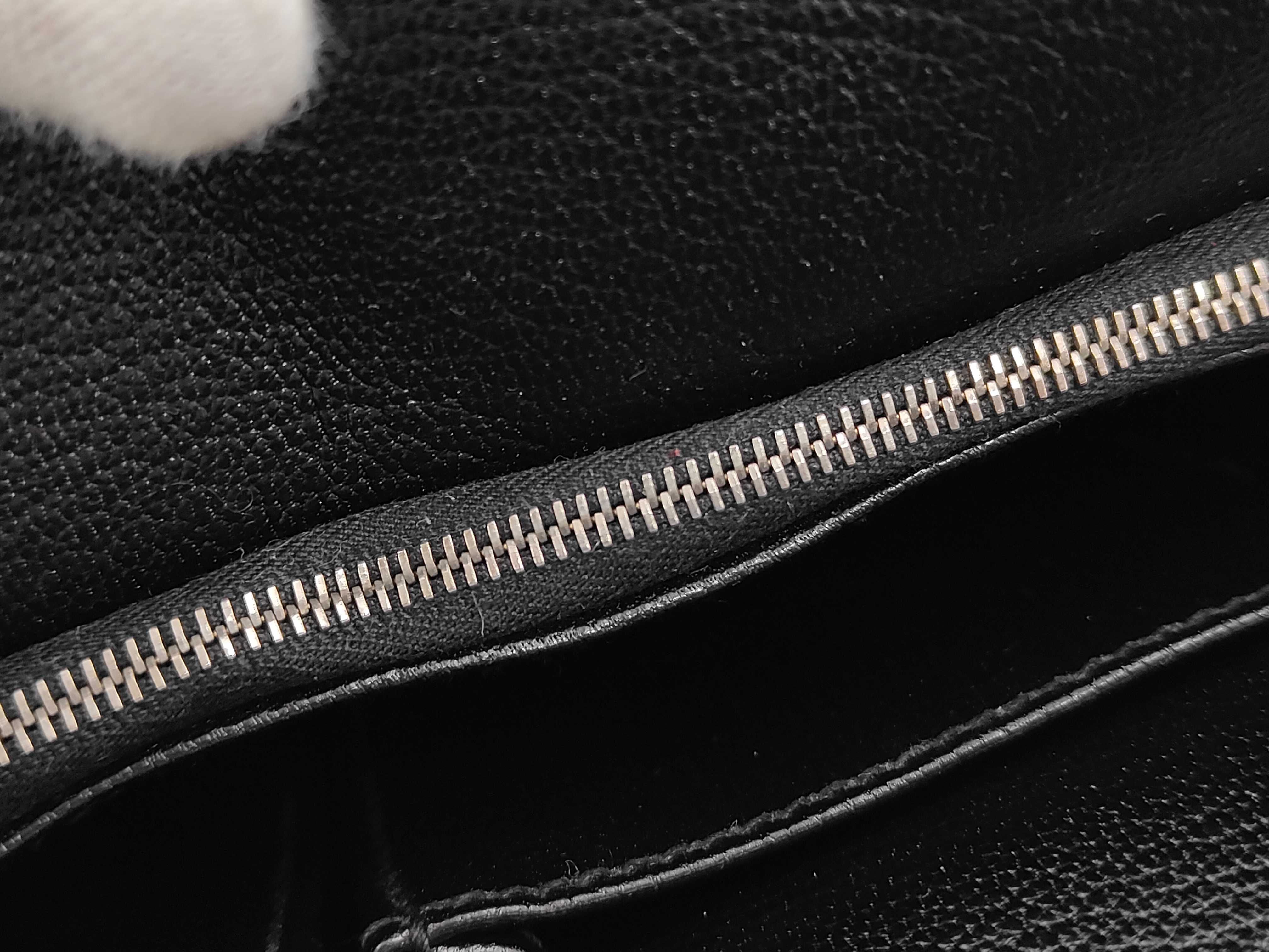 28 ?P Togo Silver Hardware Shoulder Bag — view 13
