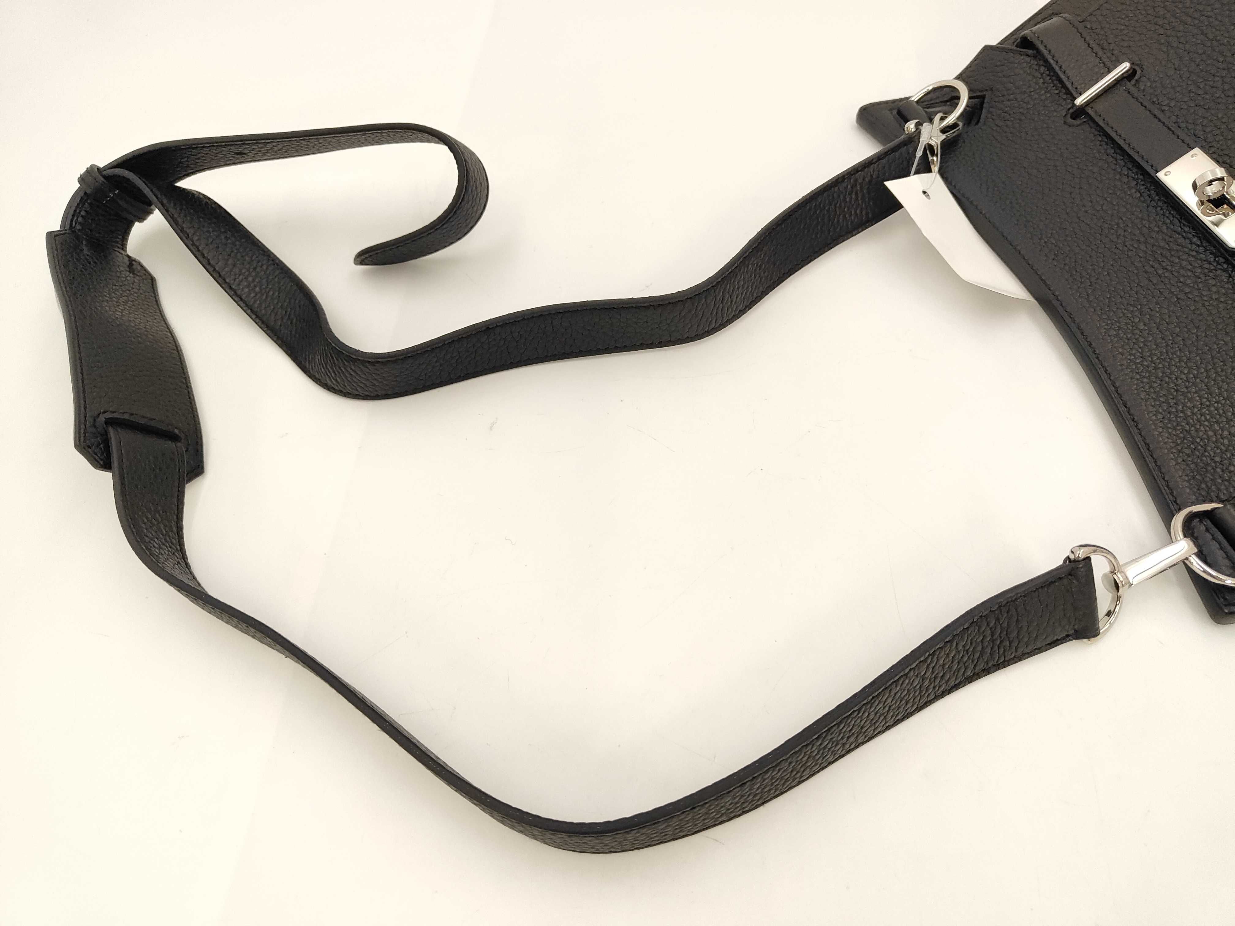 28 ?P Togo Silver Hardware Shoulder Bag — view 4