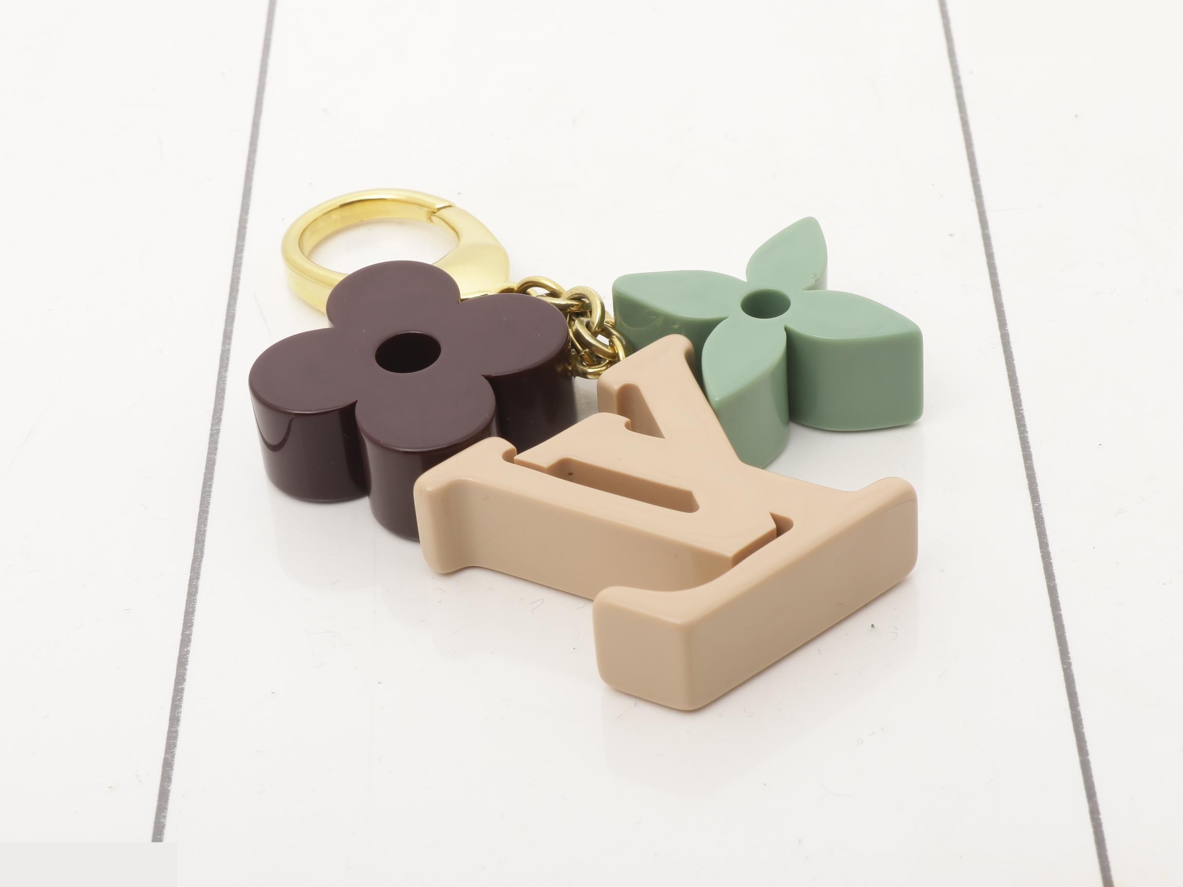 key ring — view 2