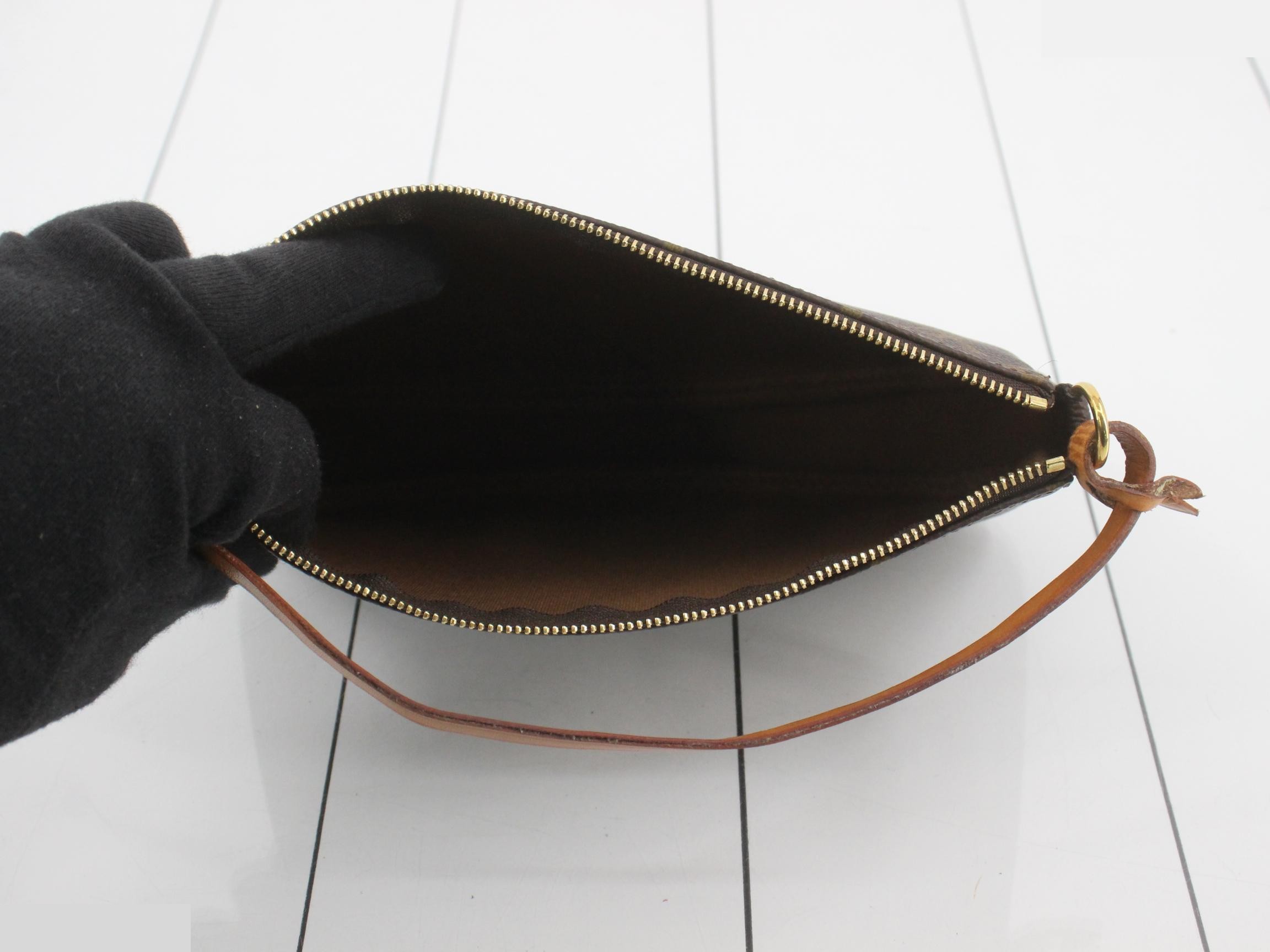 Pochette Accessoires (old model) - with box — view 4