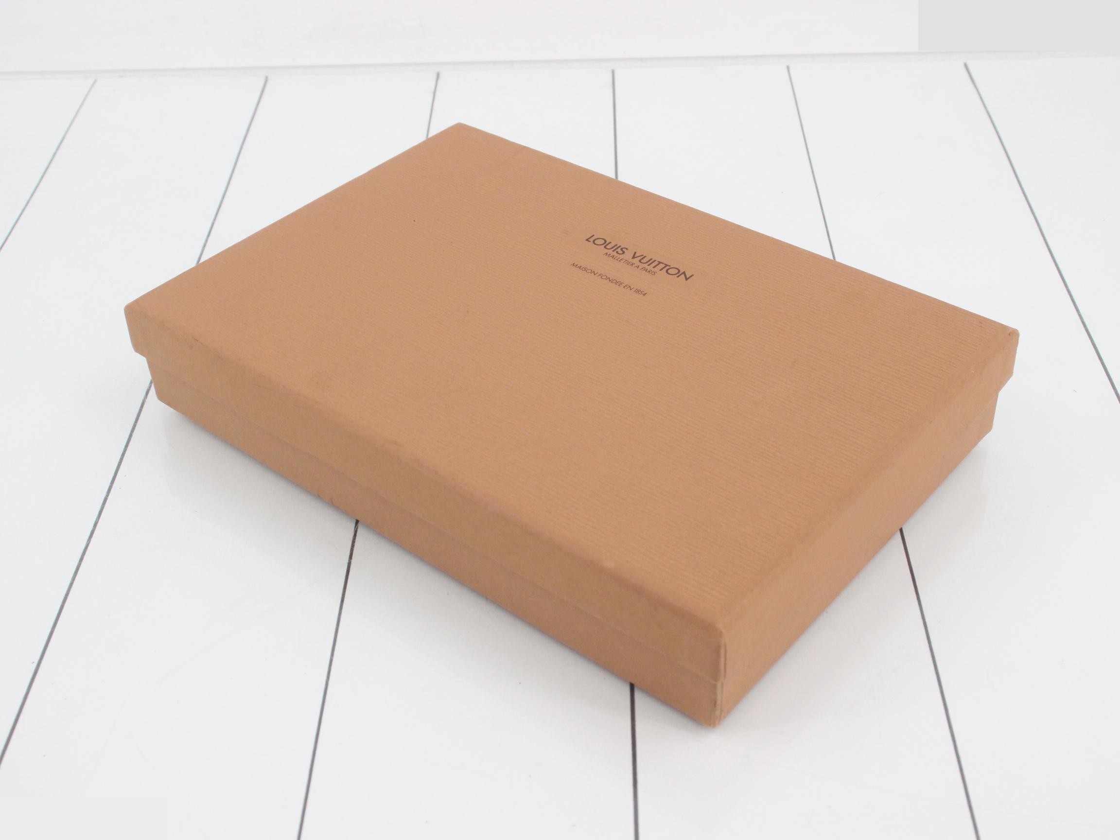 Pochette Accessoires (old model) - with box — view 5