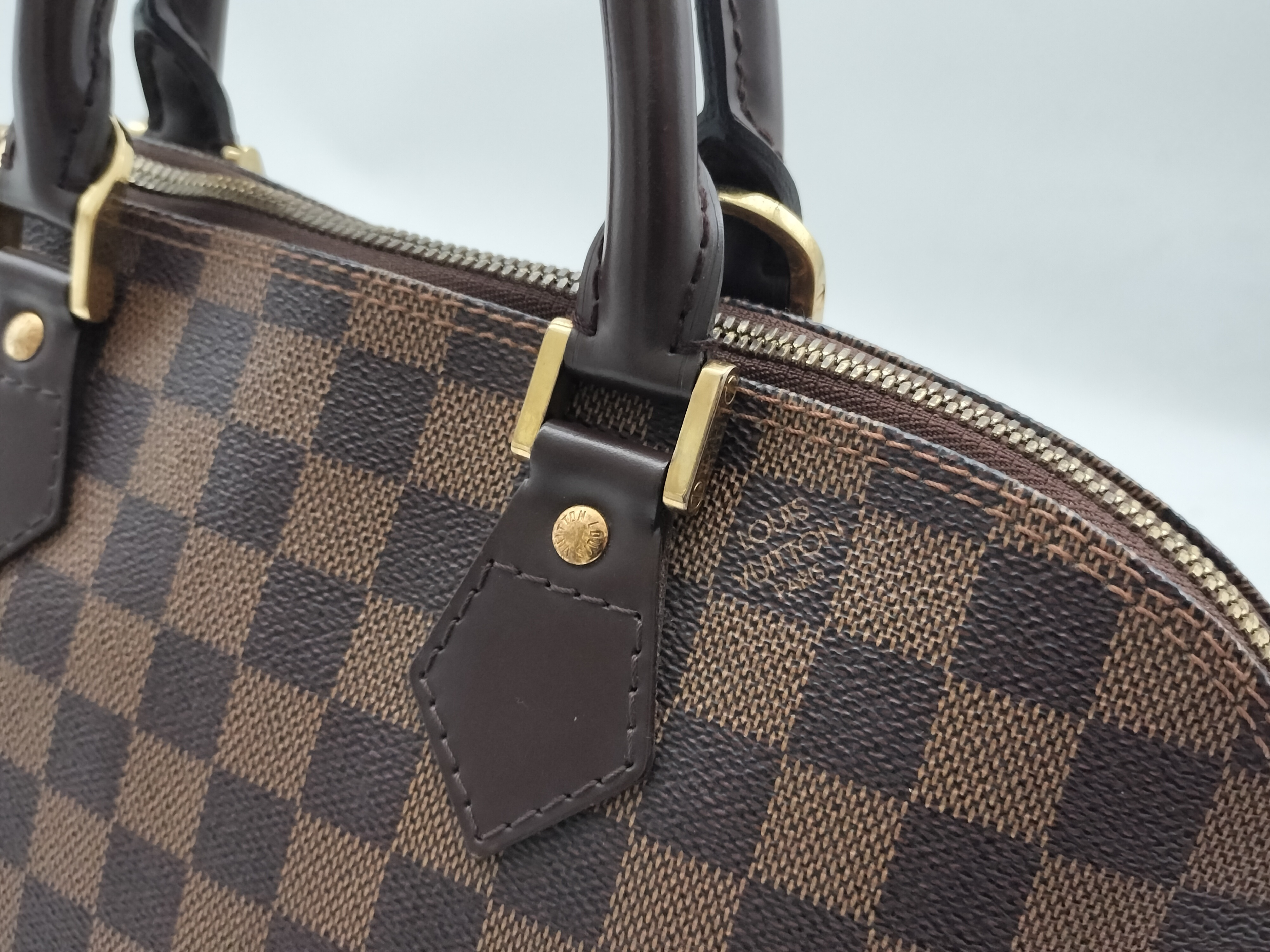 Damier Alma N51131 Handbag — view 7