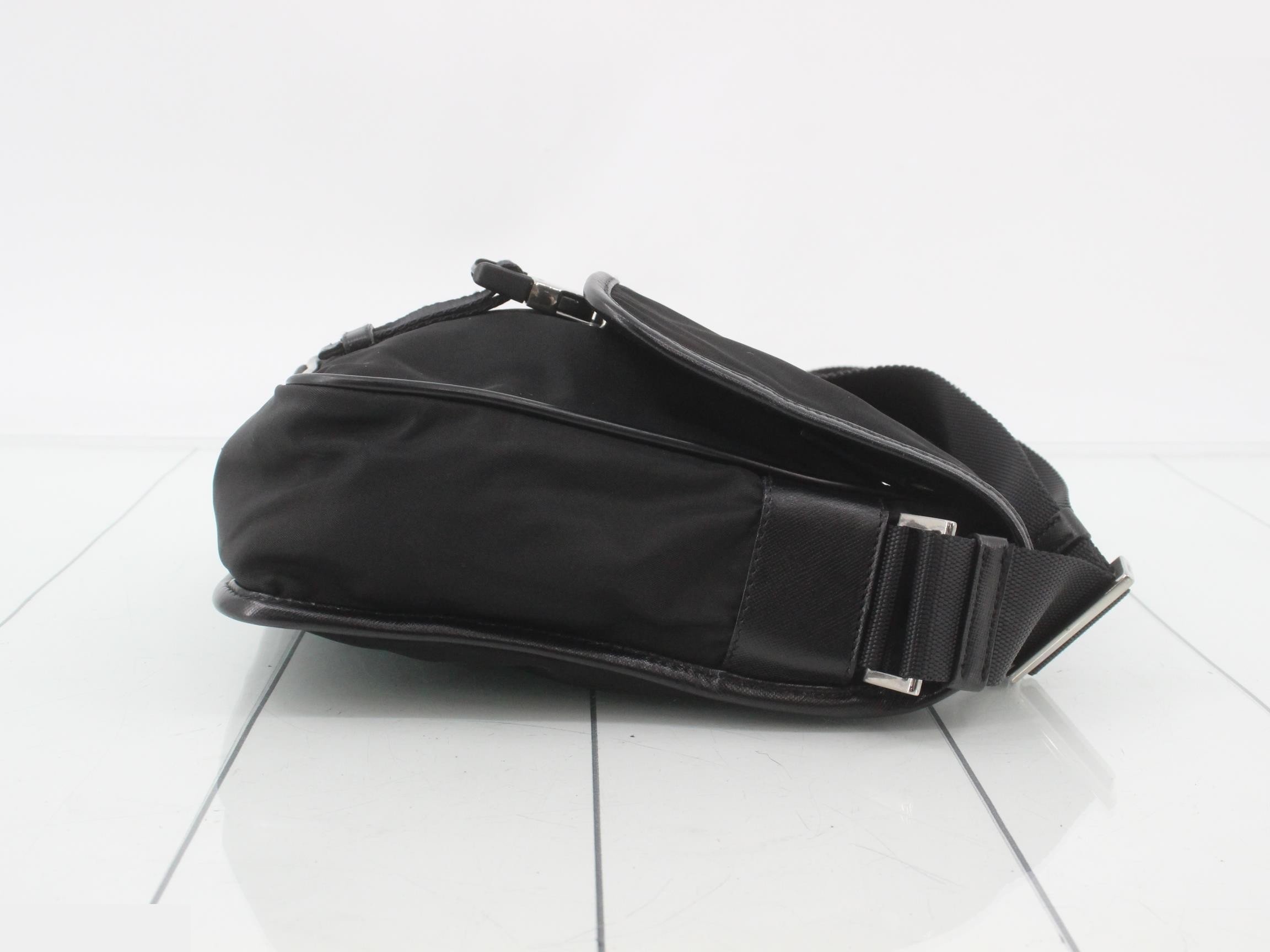 Nylon shoulder bag black — view 3