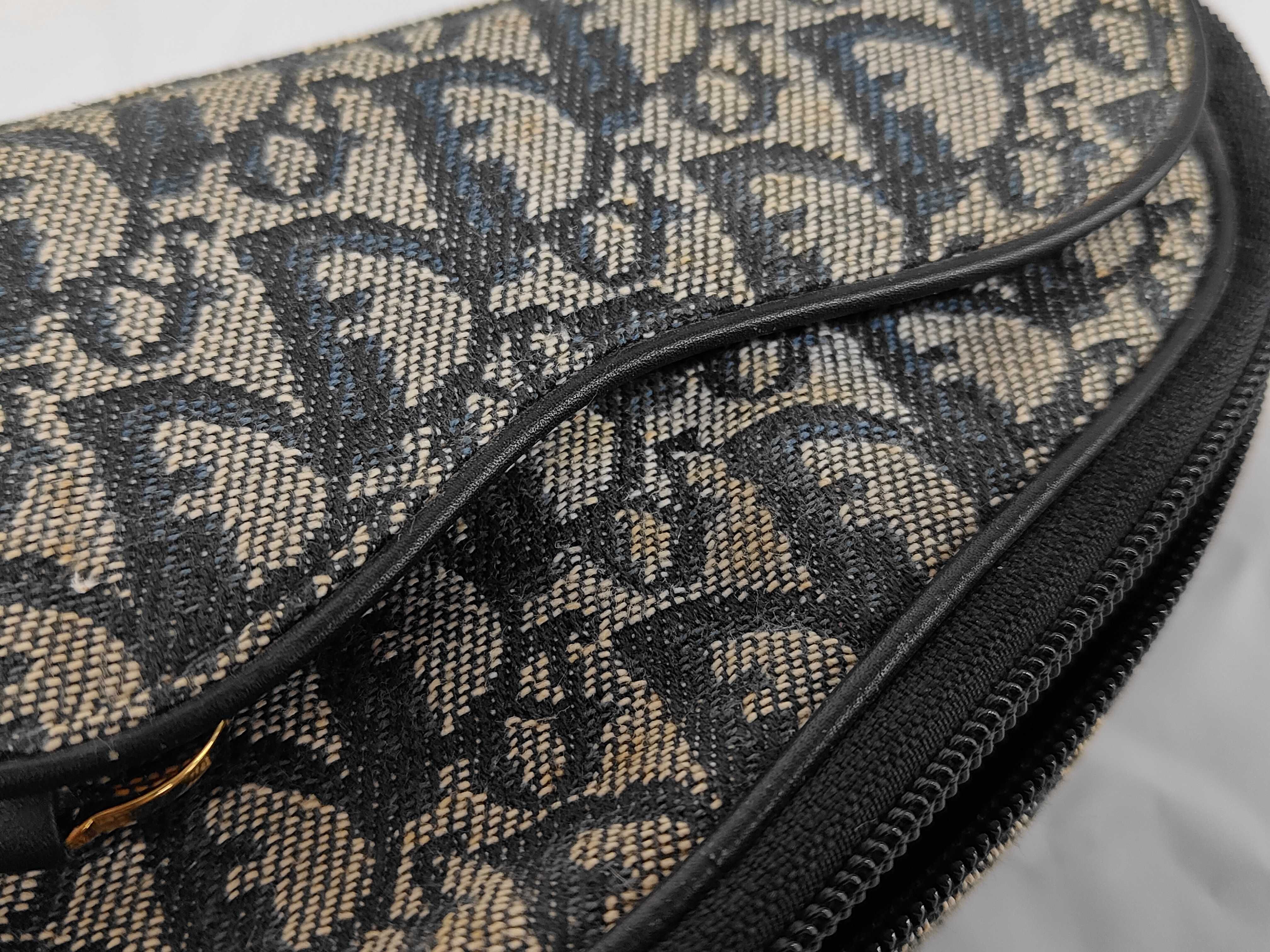 Trotter Saddle Pouch — view 10