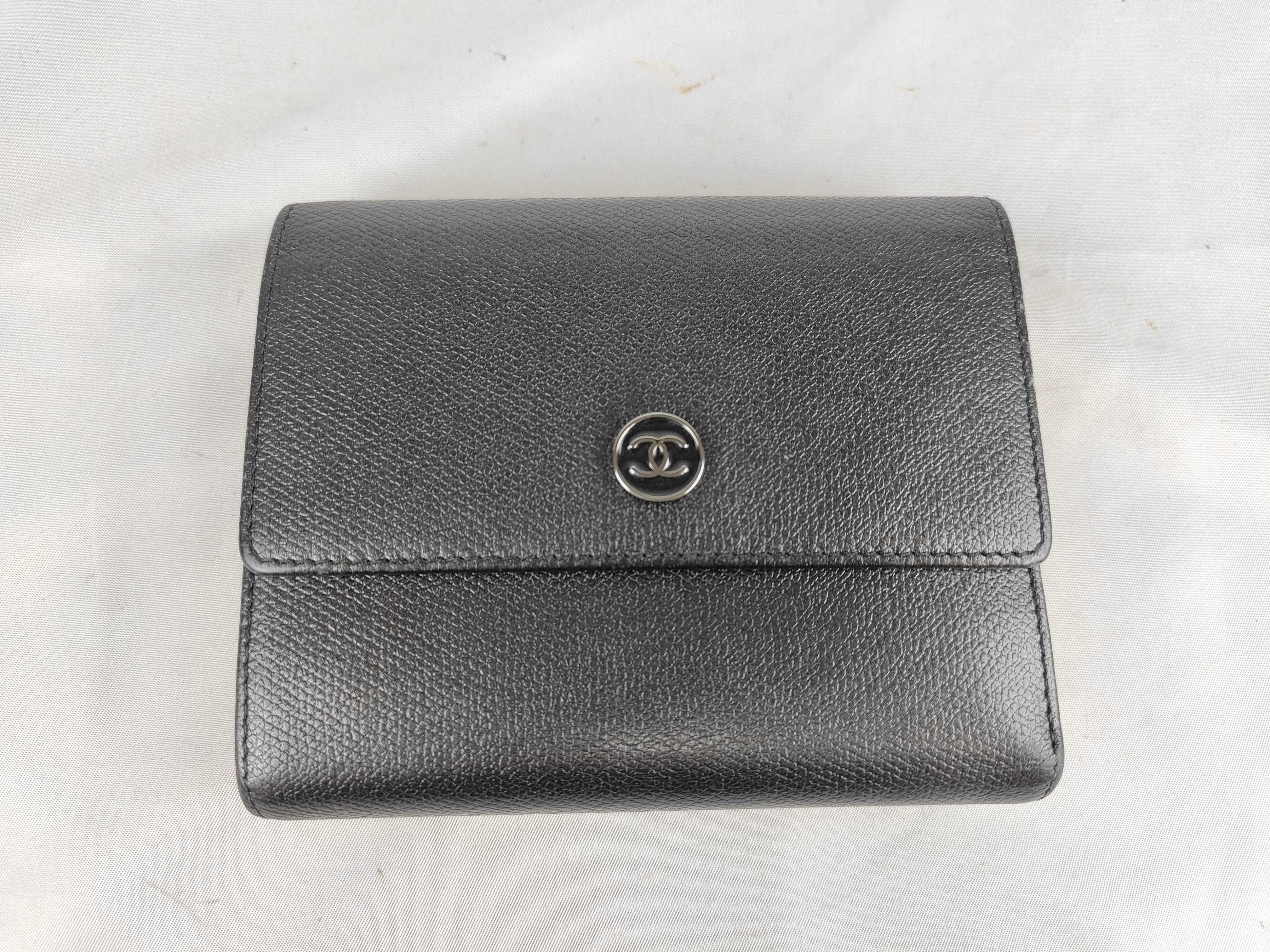 Caviar Skin Coco Button Tri-fold Wallet