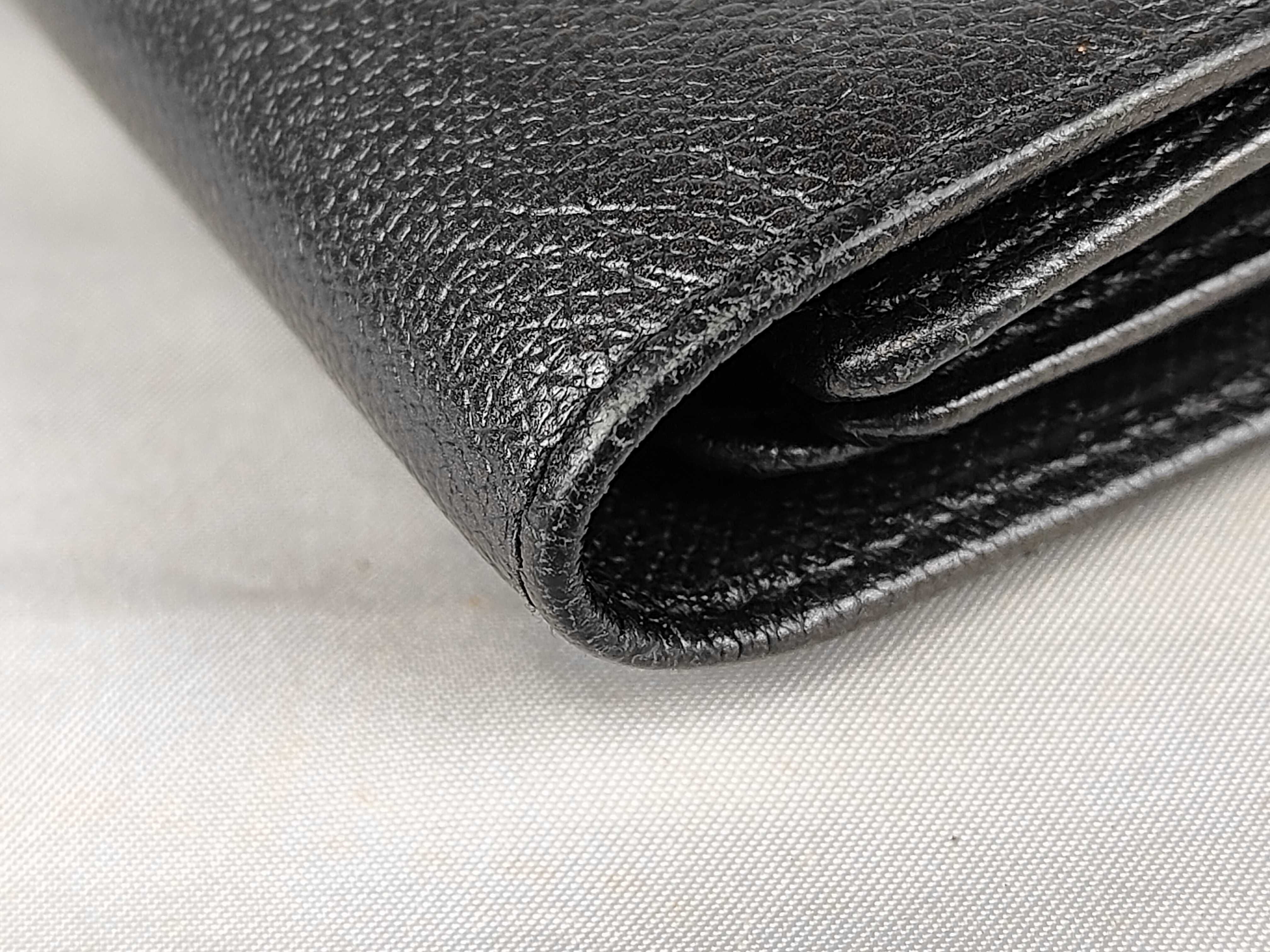 Caviar Skin Coco Button Tri-fold Wallet — view 5