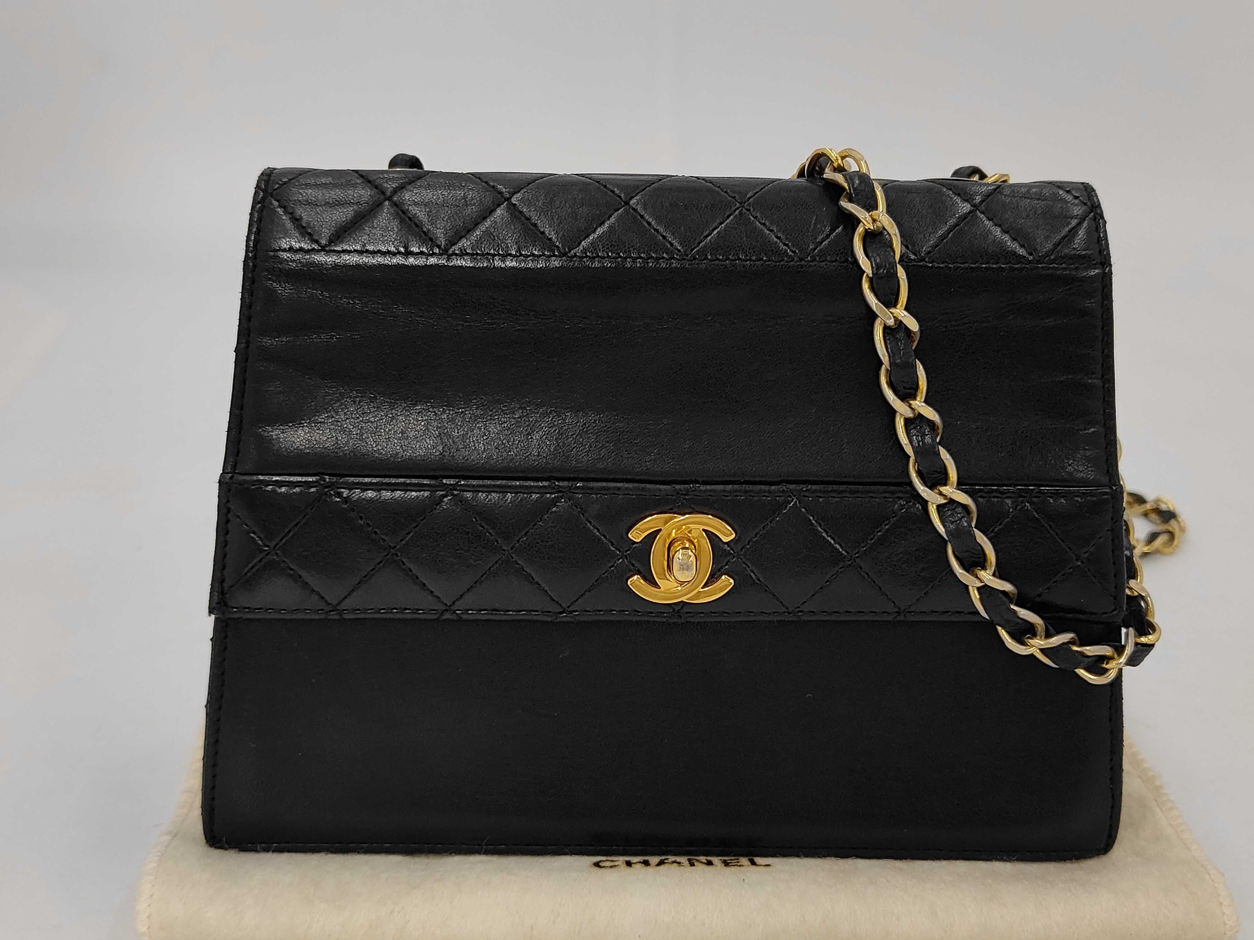 Trapezoidal Turnlock Chain Shoulder Bag